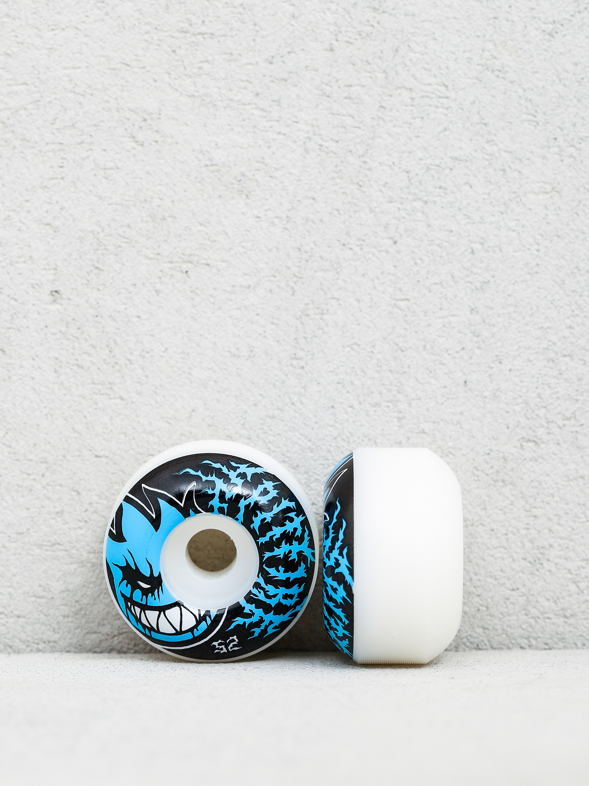 Spitfire F4 99D Deathmask Bighead Rollen (white/blue)