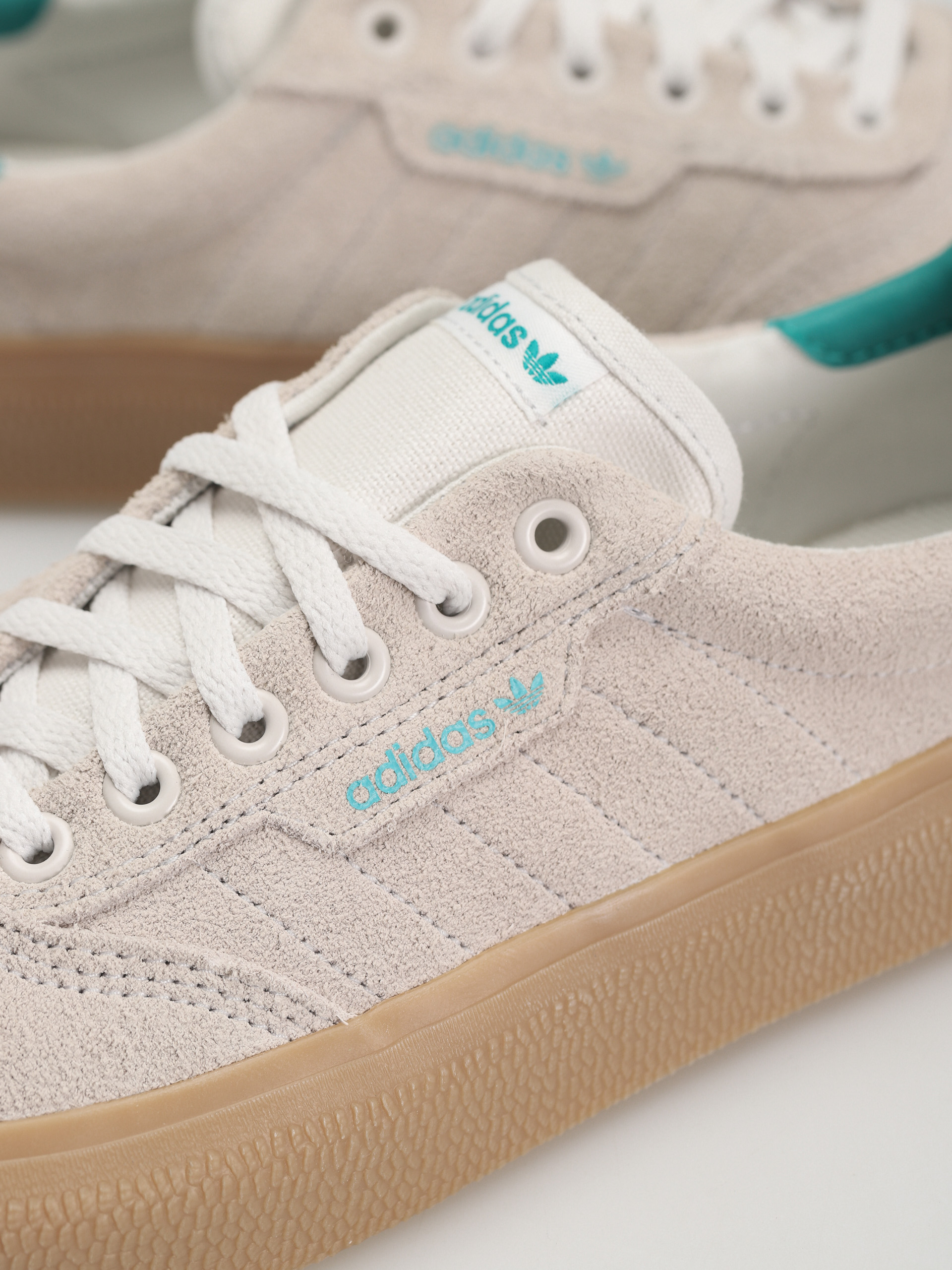 adidas 3Mc Shoes (cwhite/glrgrn/gum4)