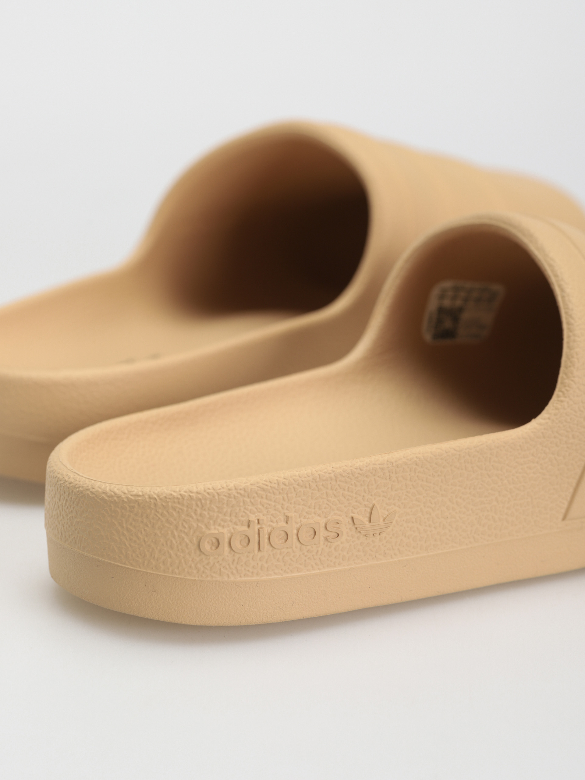 adidas Originals Adifom Adilette Badeschuhe (magbei/magbei/cblack)