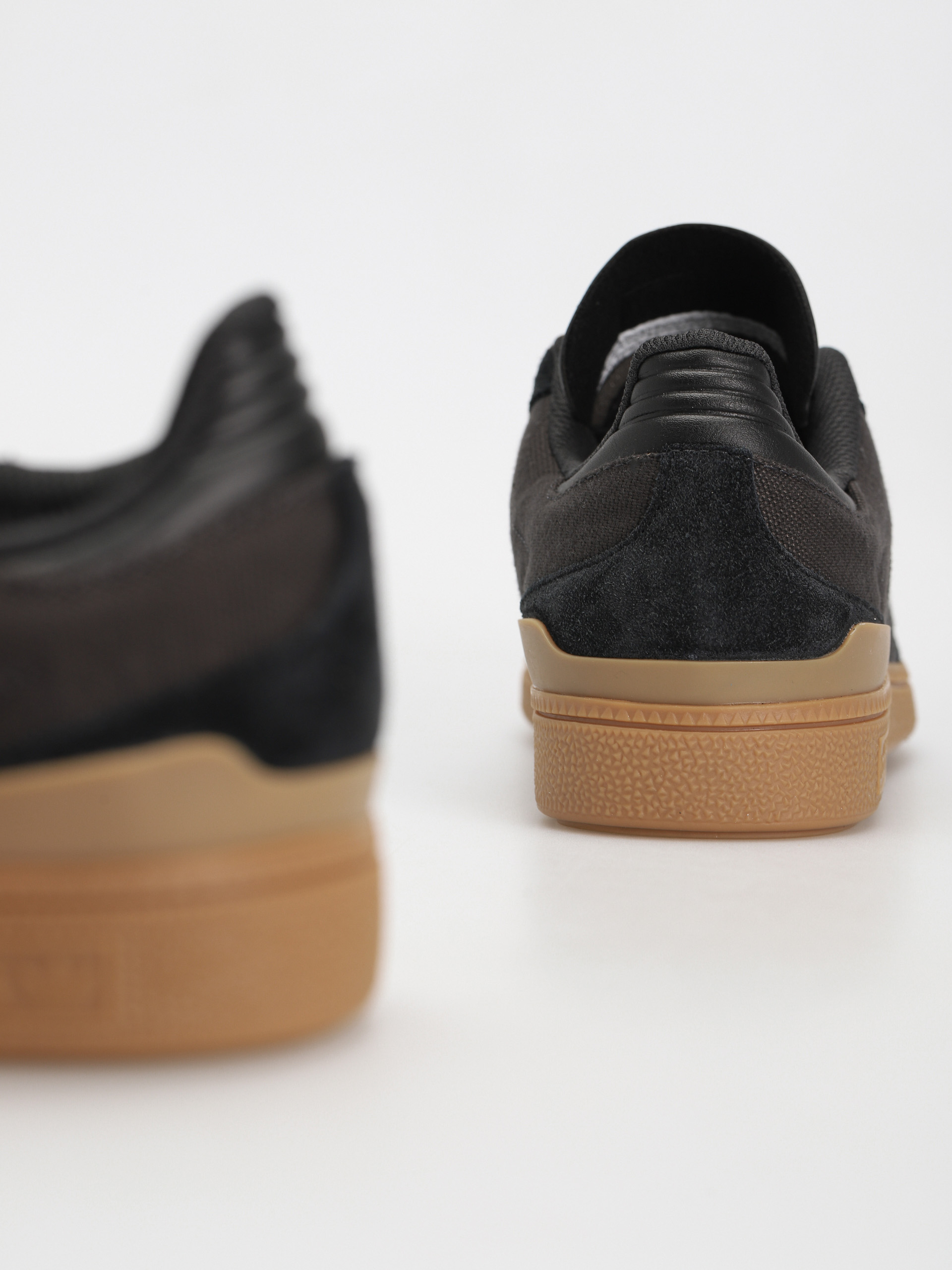 adidas Busenitz Schuhe (cblack/carbon/goldmt)