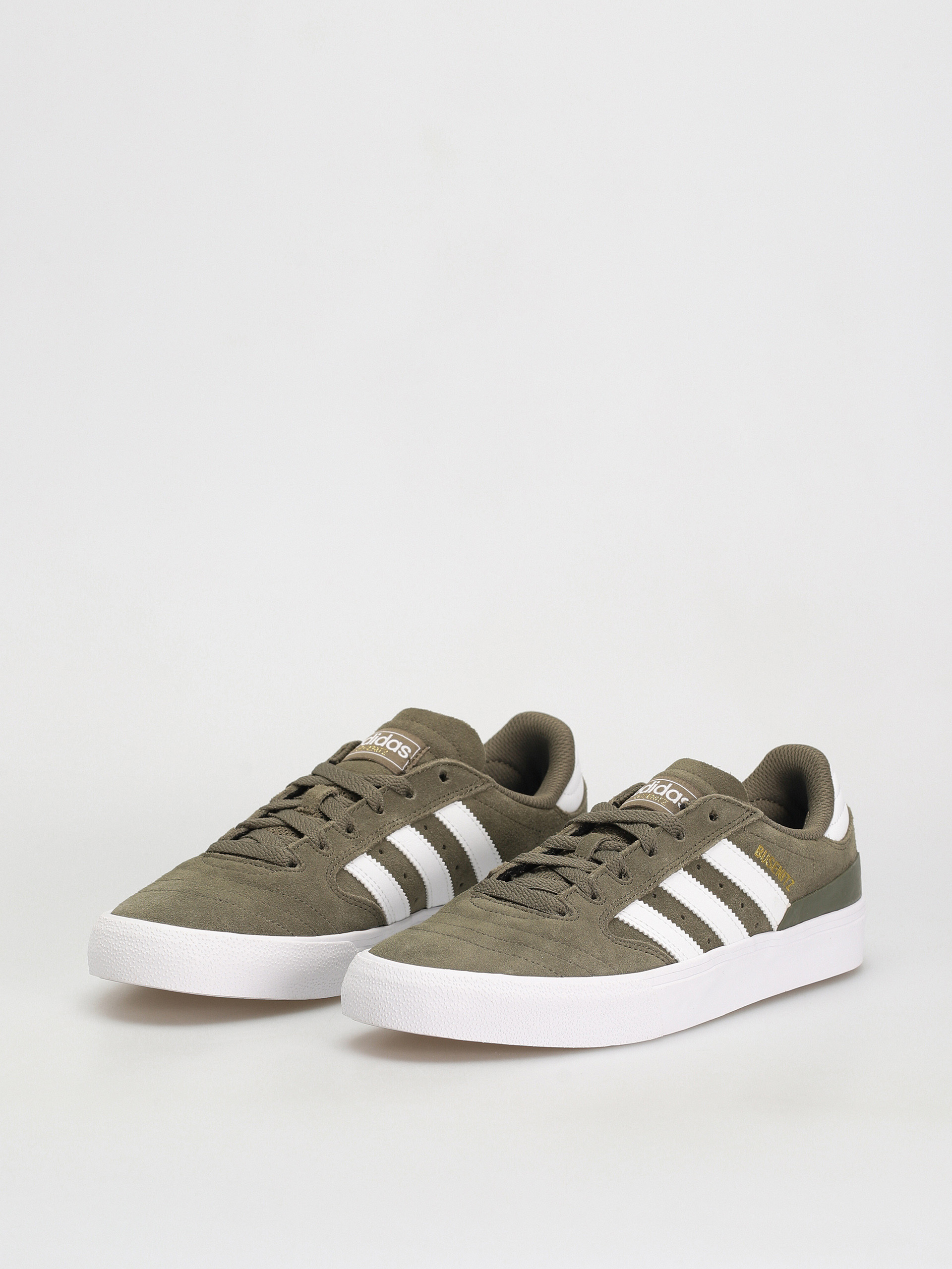 adidas Busenitz Vulc II Schuhe (olistr/ftwwht/goldmt)