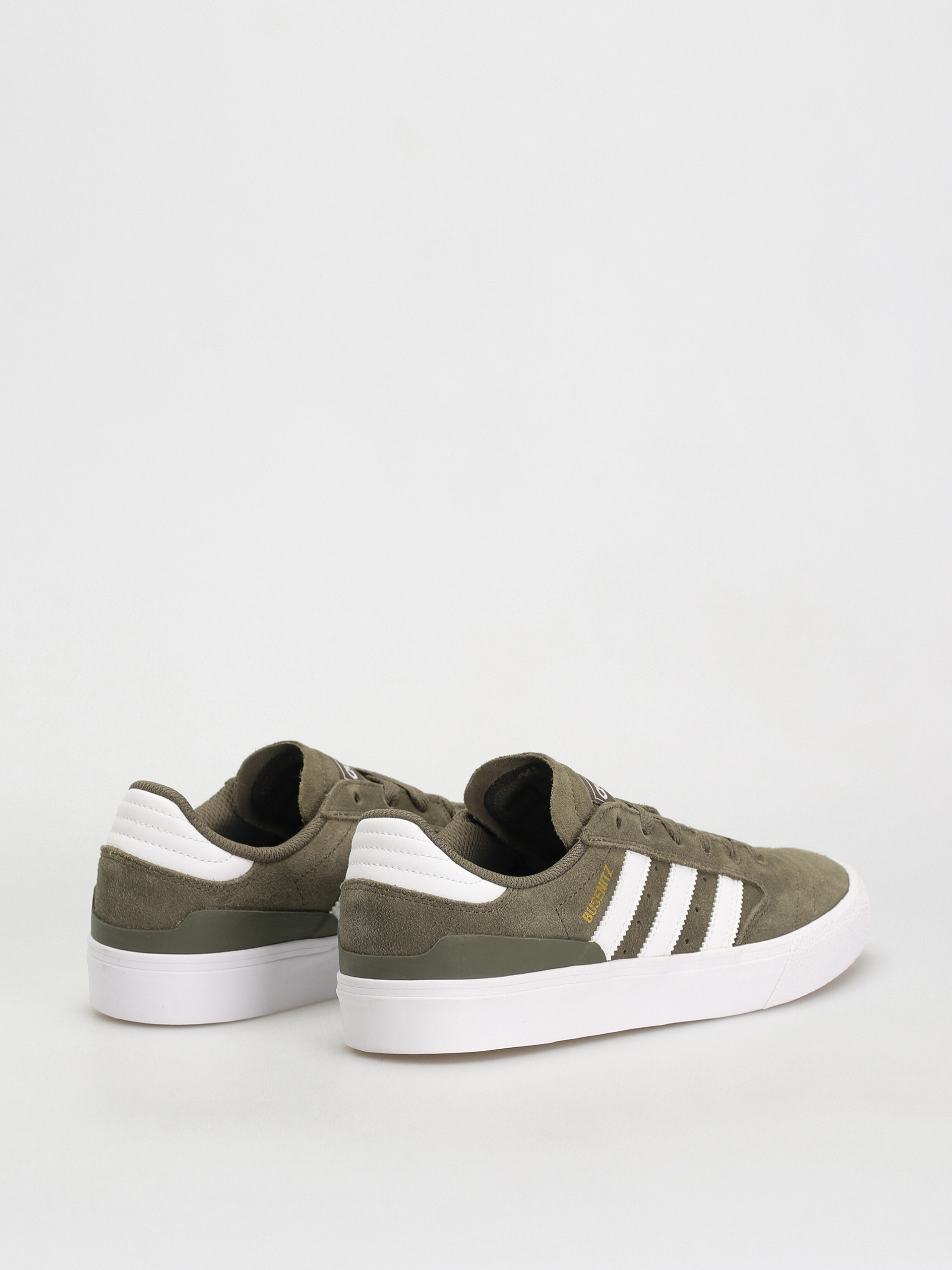 adidas Busenitz Vulc II Schuhe (olistr/ftwwht/goldmt)