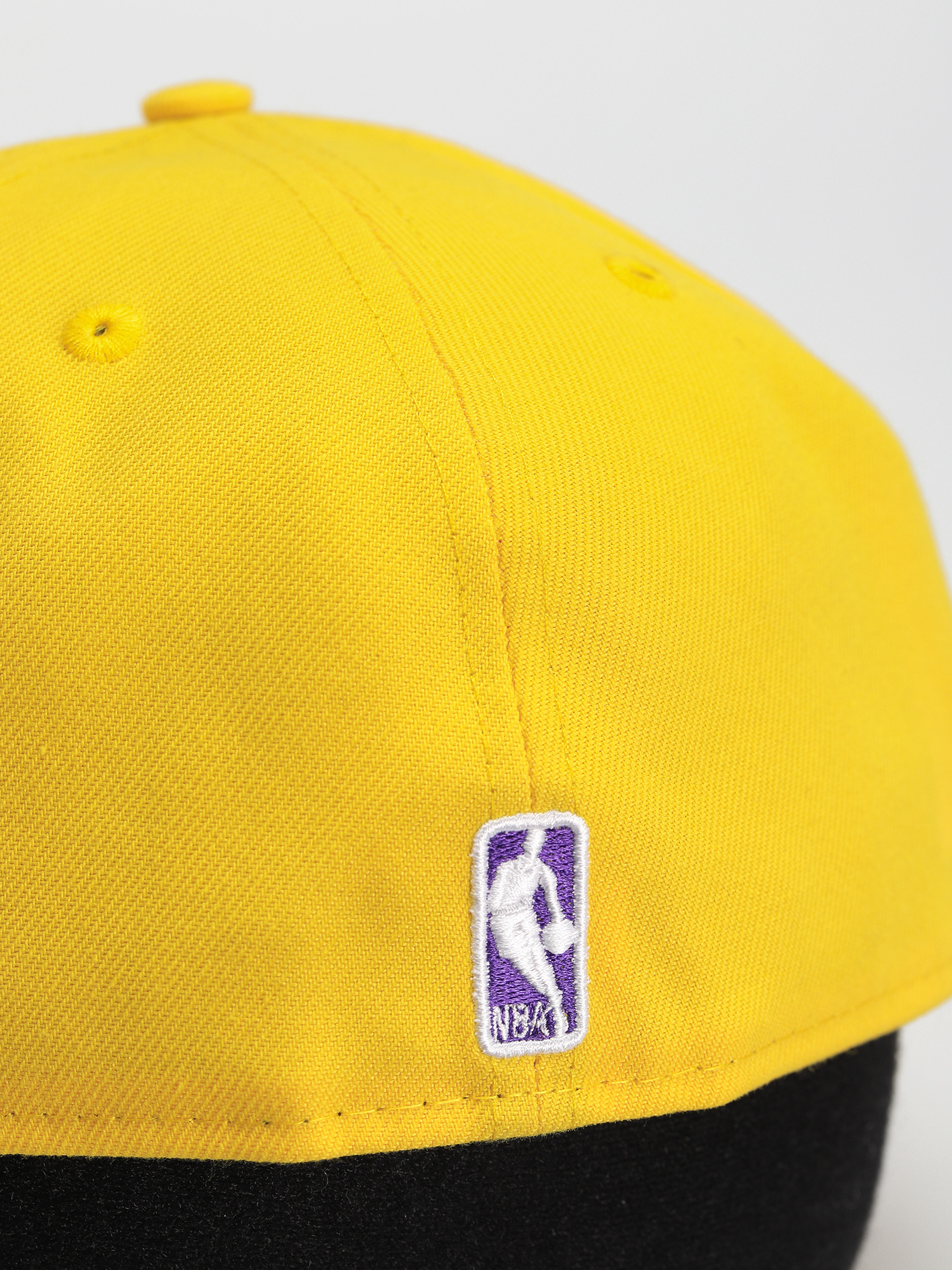 New Era NBA Essential 59Fifty Los Angeles Lakers Cap (yellow/purple)
