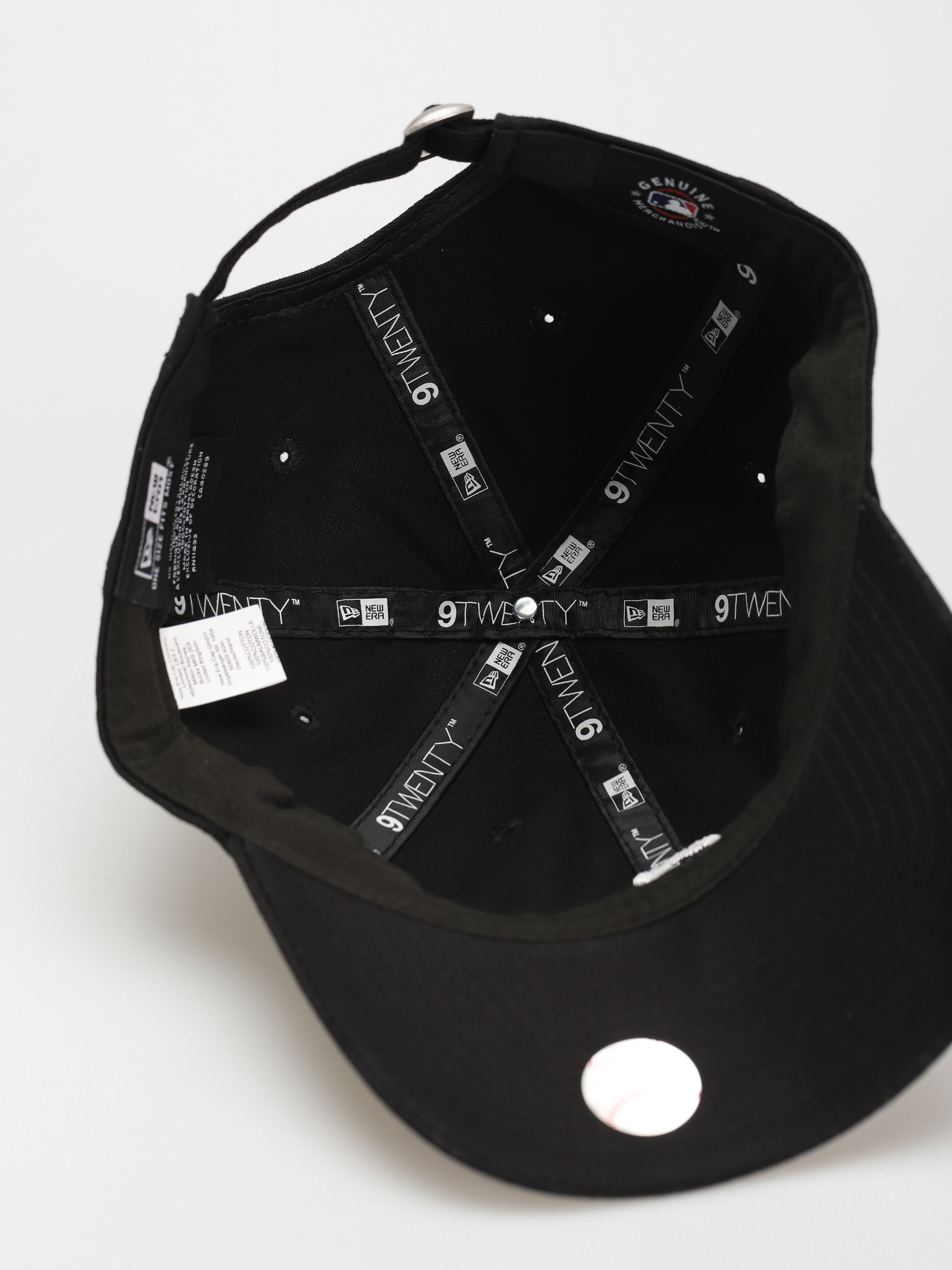 New Era League Essential 9Twenty Chicago White Sox Cap (black/white)