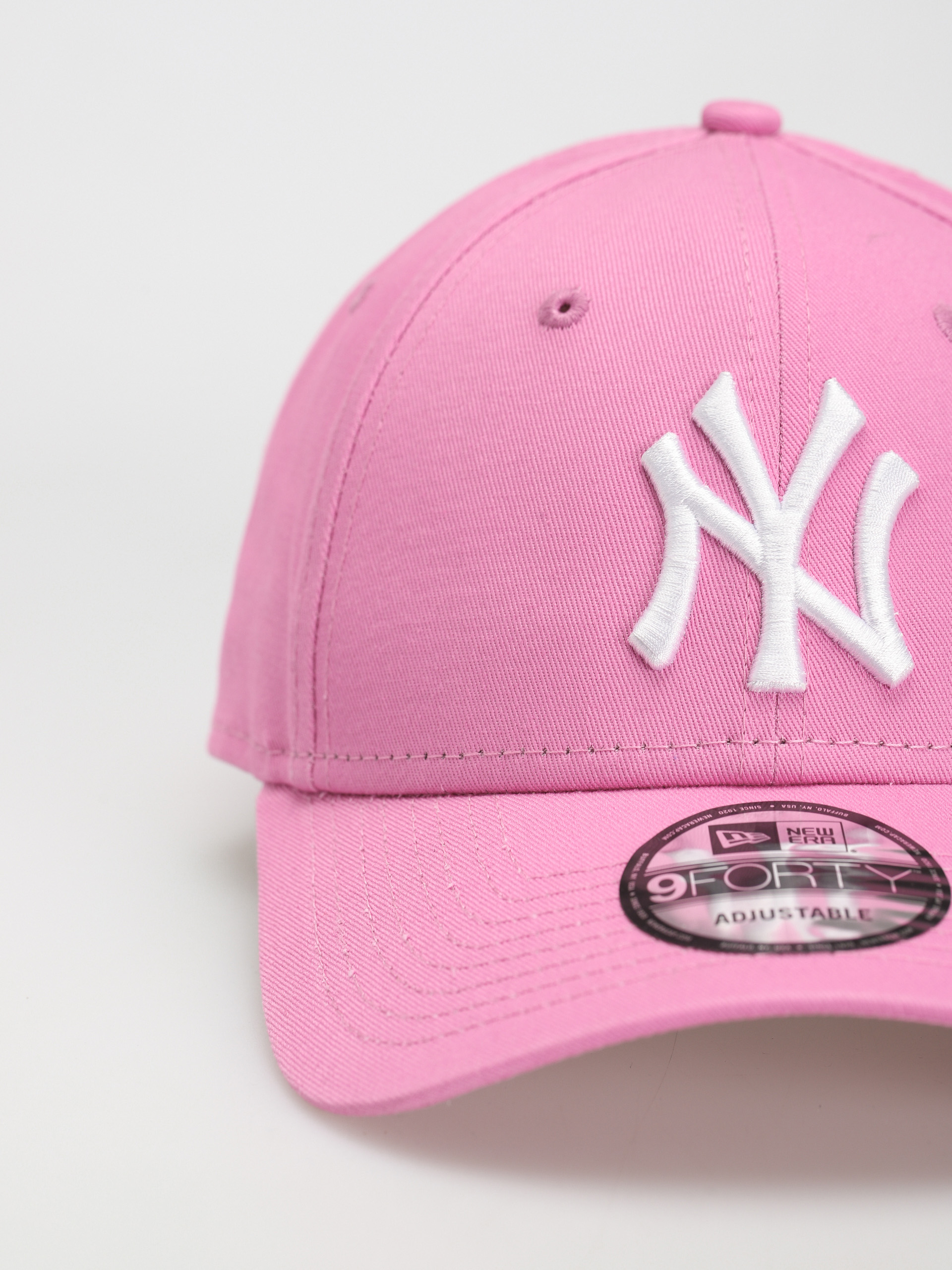 New Era League Essential 9Forty New York Yankees Cap (pink)