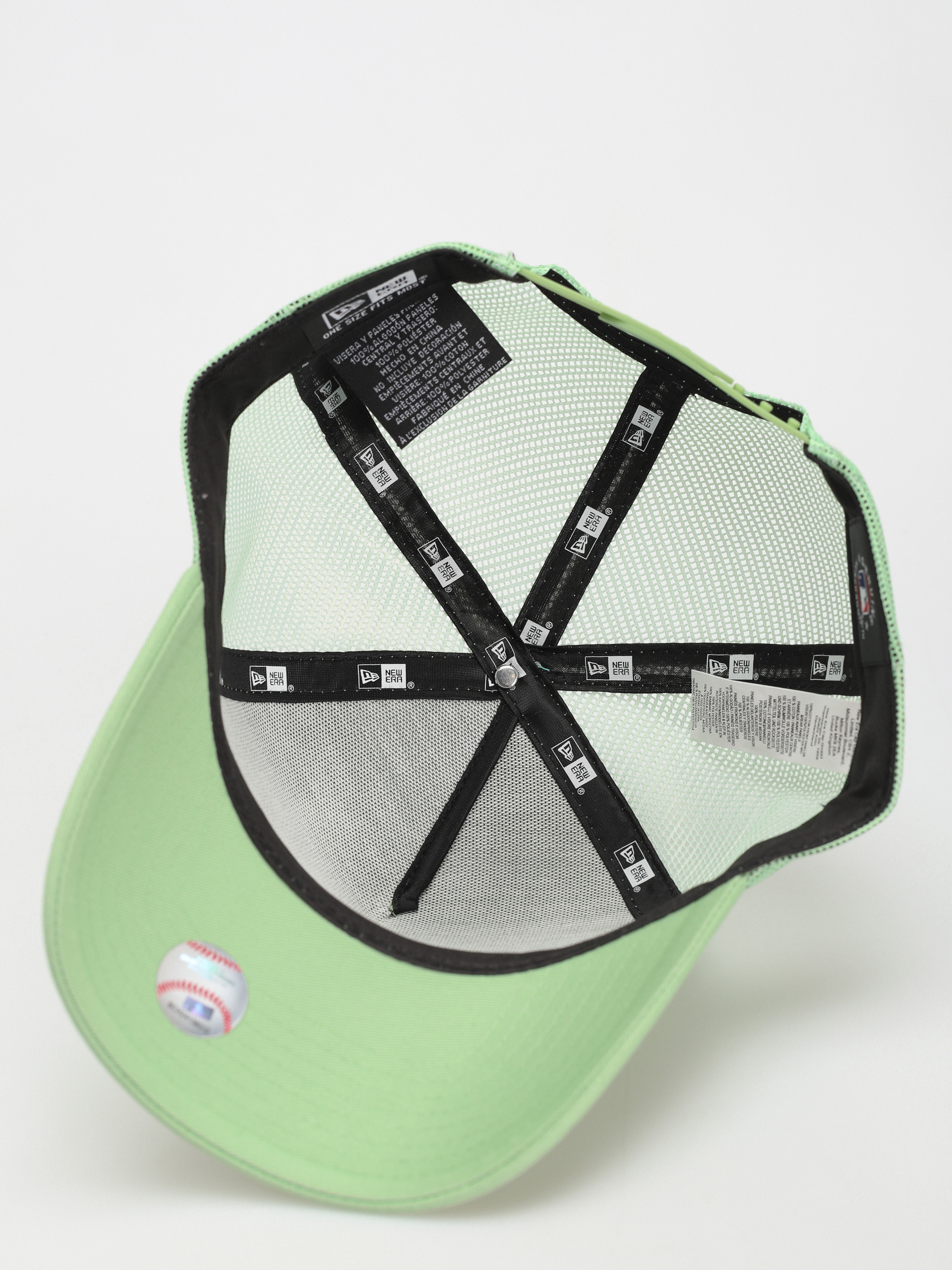 New Era Tonal Mesh Trucker New York Yankees Cap (green)