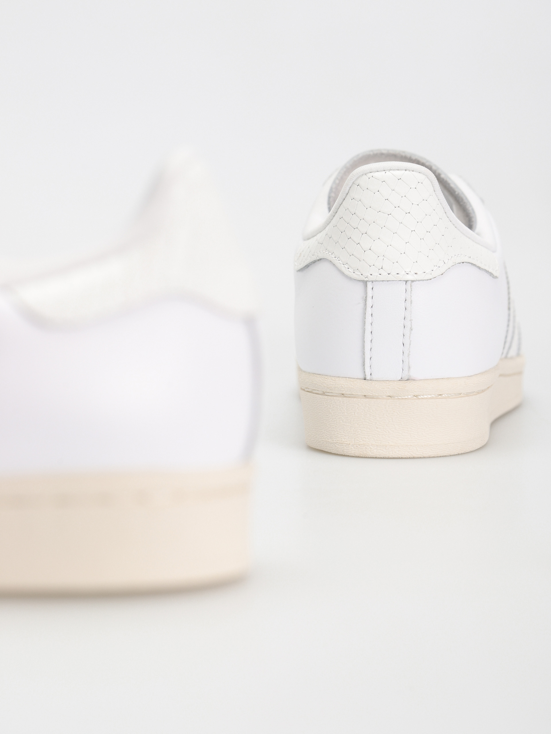 adidas Superstar Adv Shoes (ftwwht/ftwwht/goldmt)