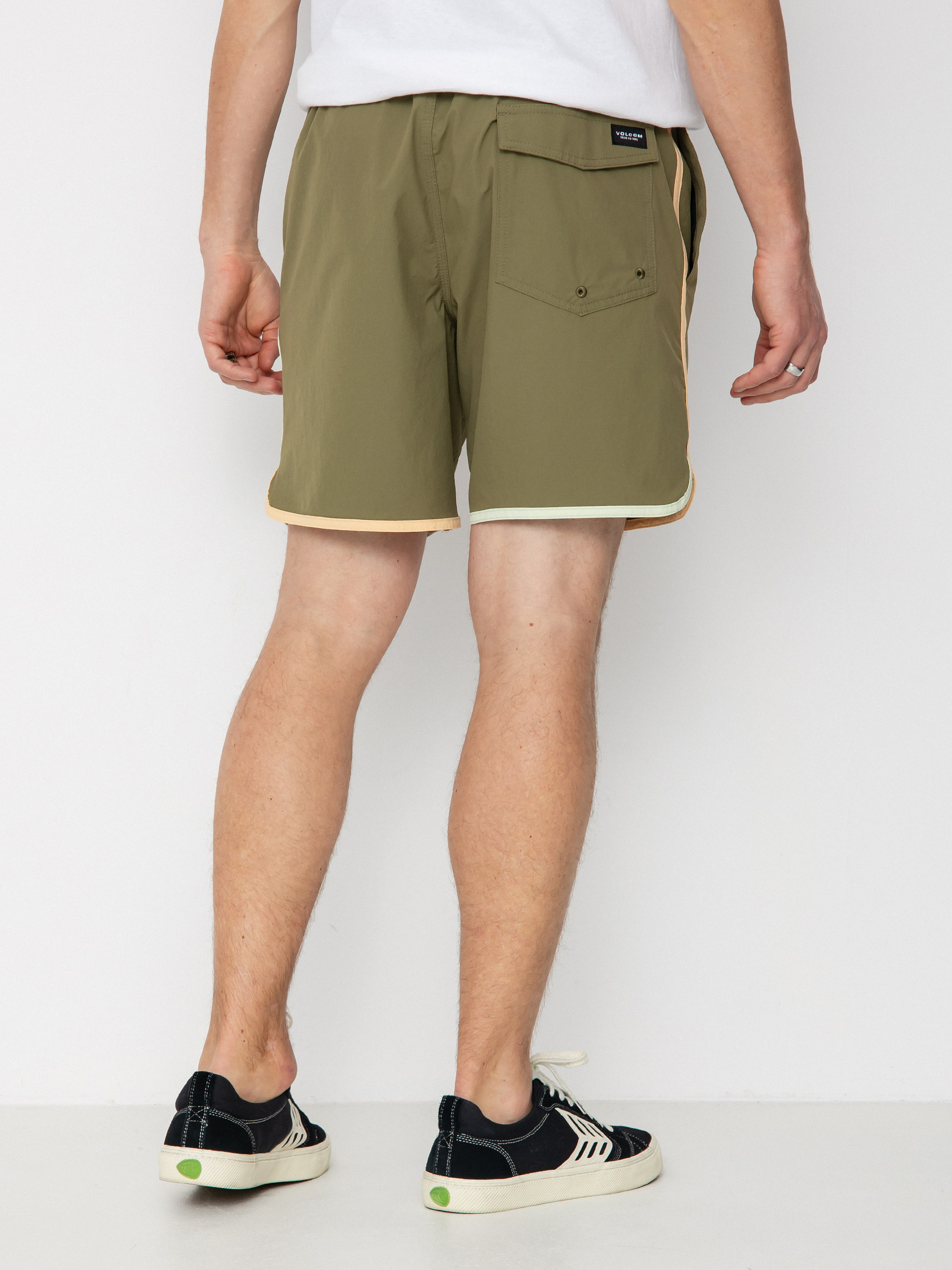 Volcom Lido Liberators 17 Shorts (martini olive)