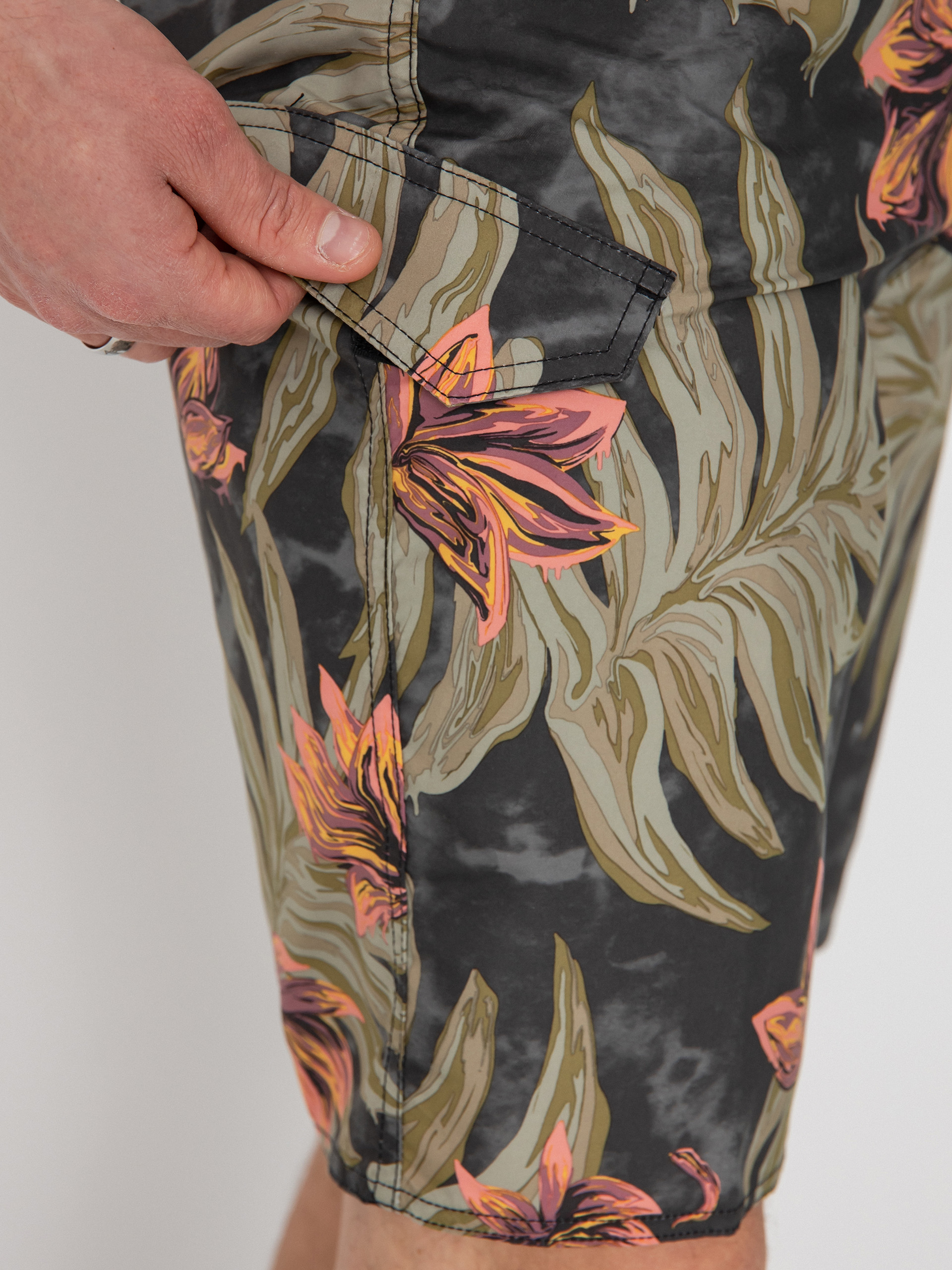 Volcom Mod Polydactal 20 Boardshorts (rinsed black)