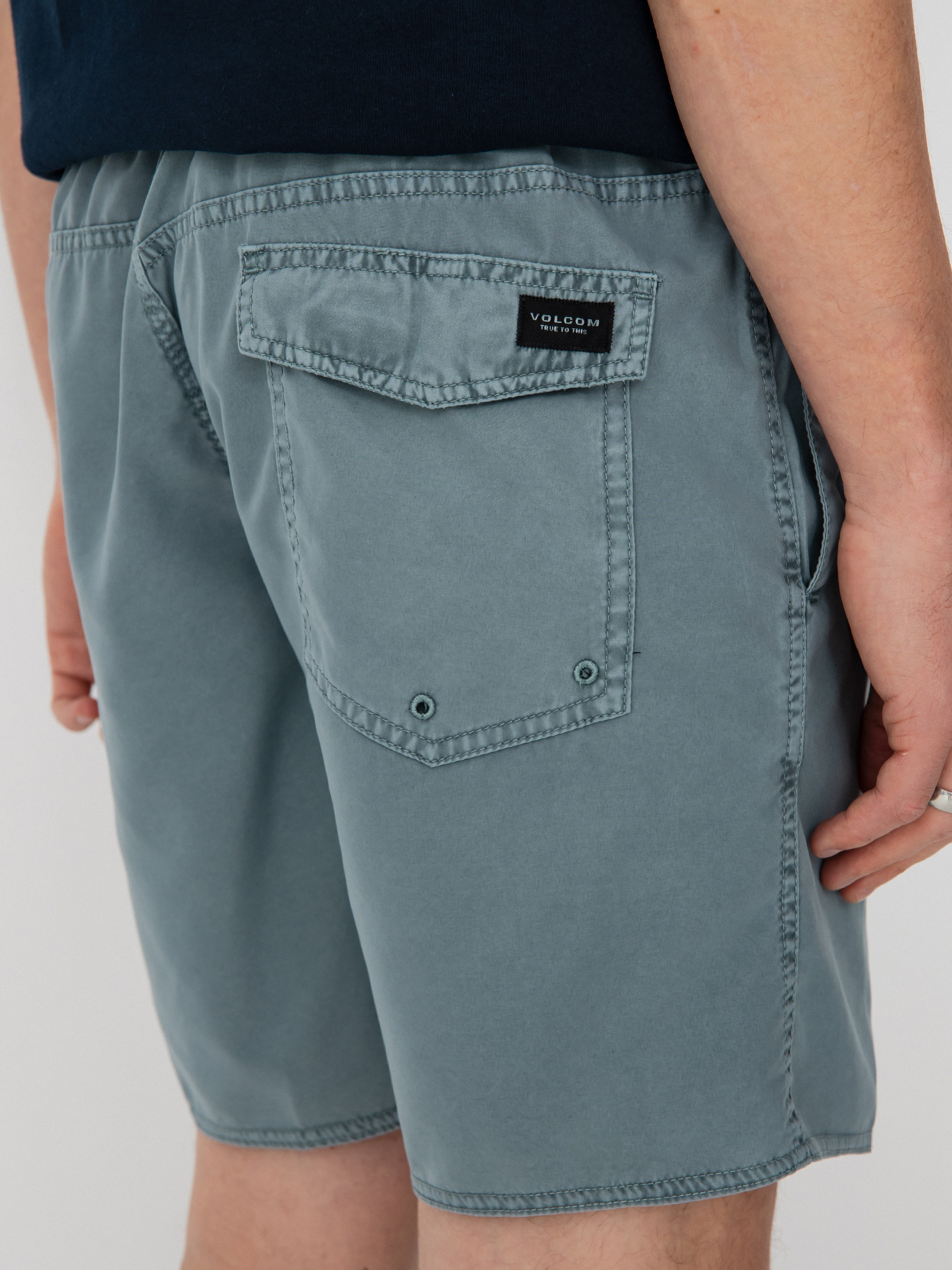 Volcom Center Trunk 17 Shorts (abyss)