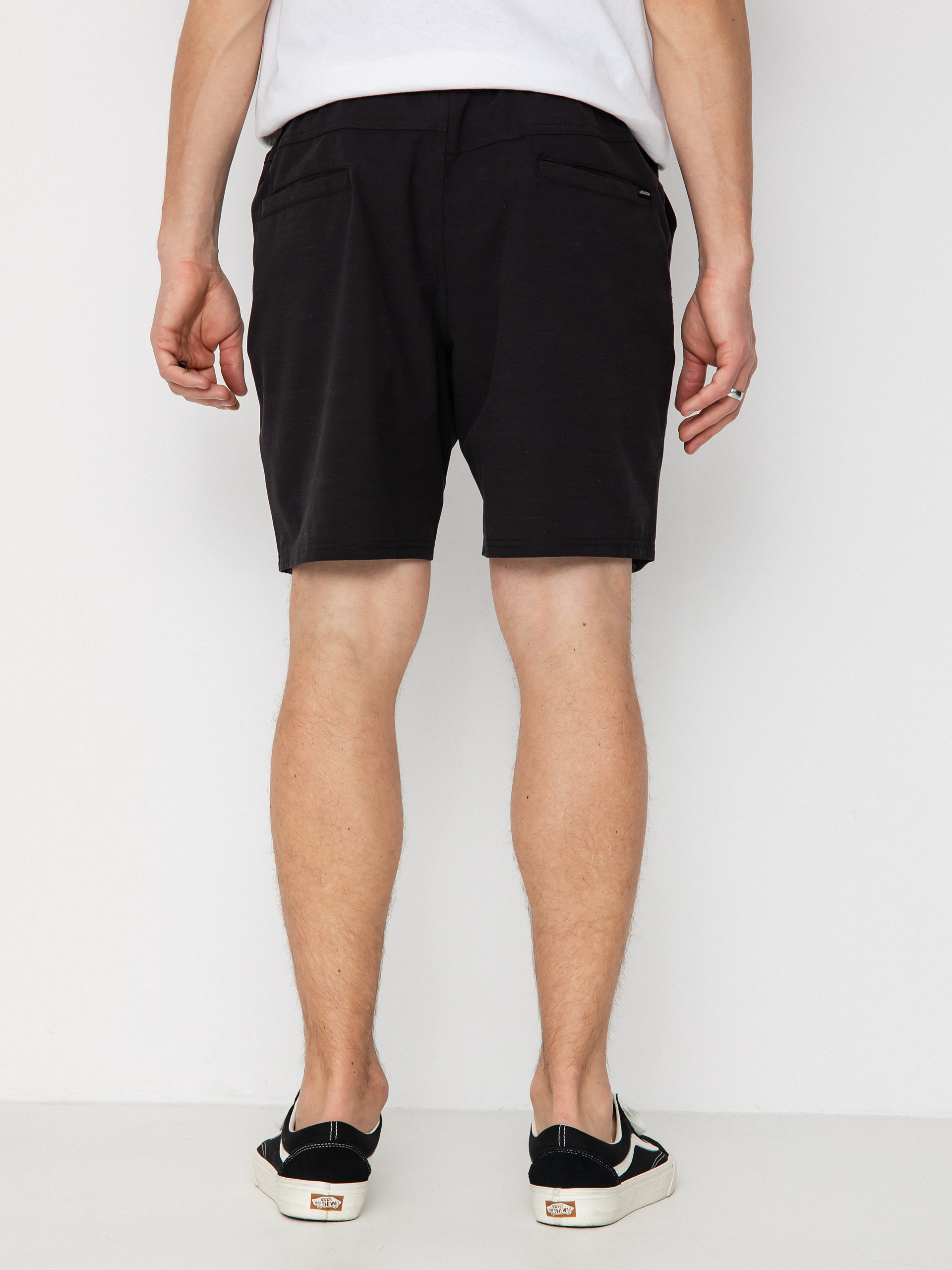 Volcom Understoned Hybrid 18 Shorts (black)