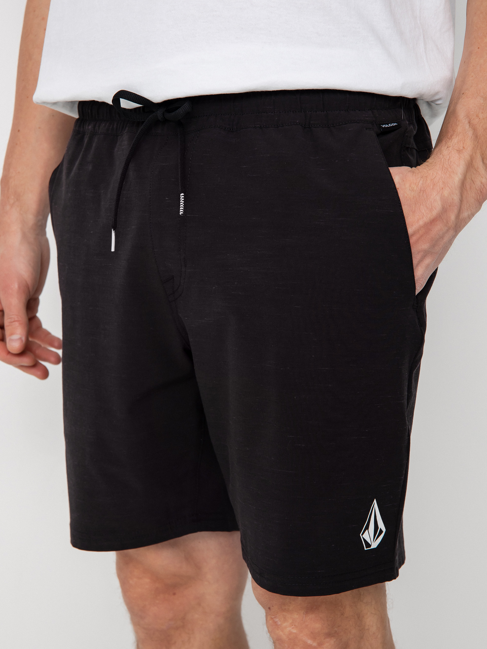 Volcom Understoned Hybrid 18 Shorts (black)