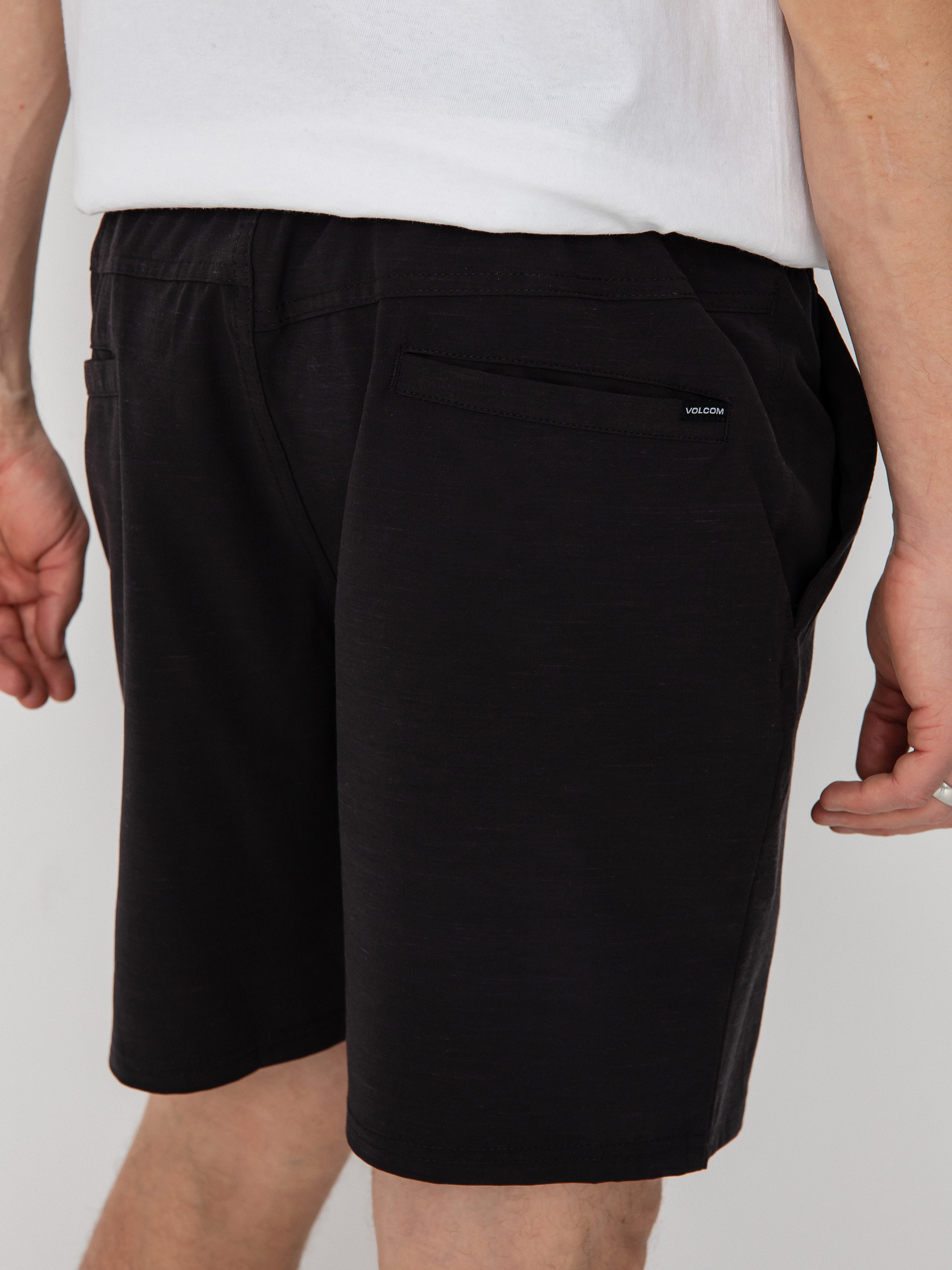 Volcom Understoned Hybrid 18 Shorts (black)