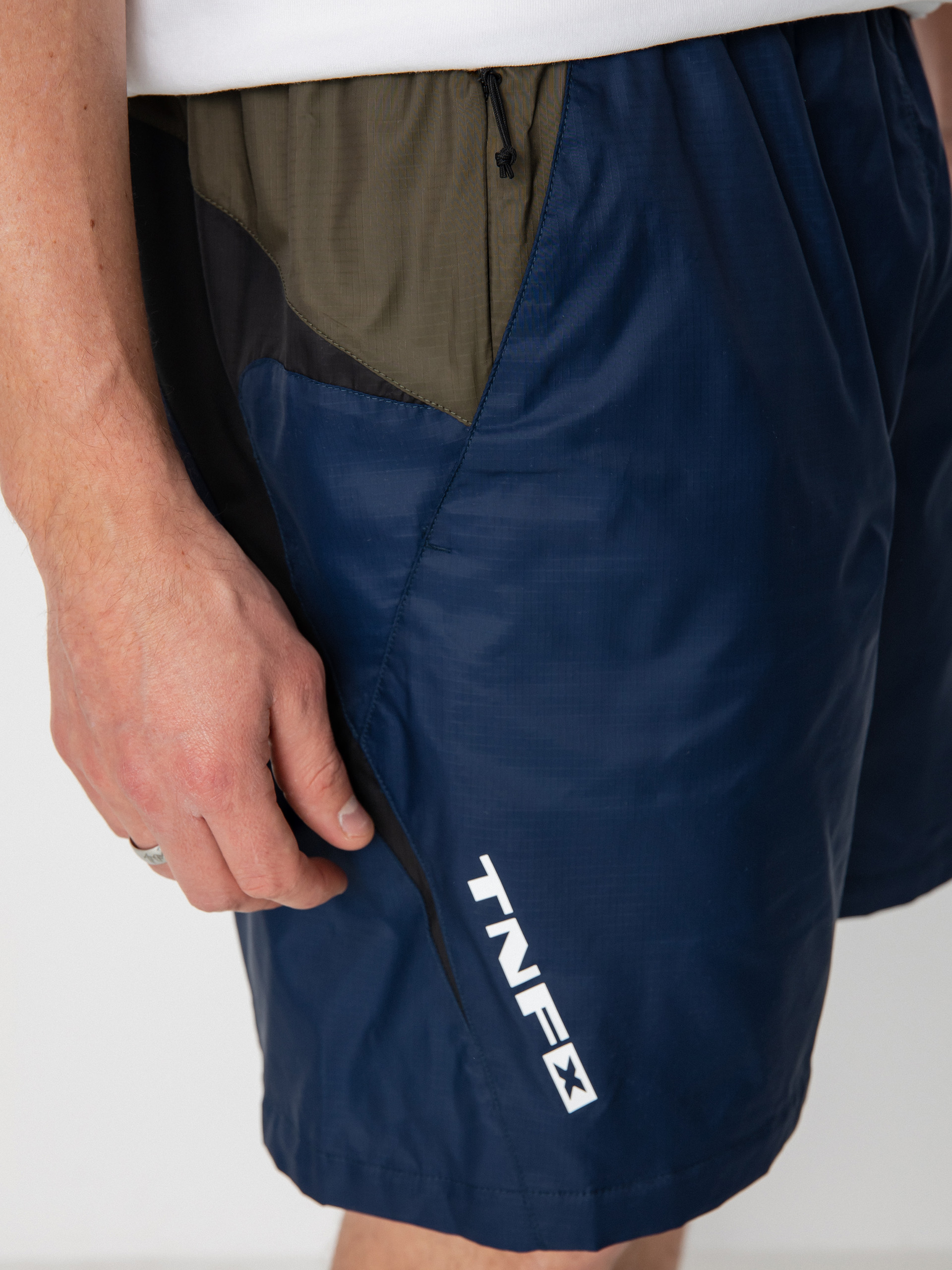 The North Face Tnf X Shorts (summit navy/new taupe green/tnf black)
