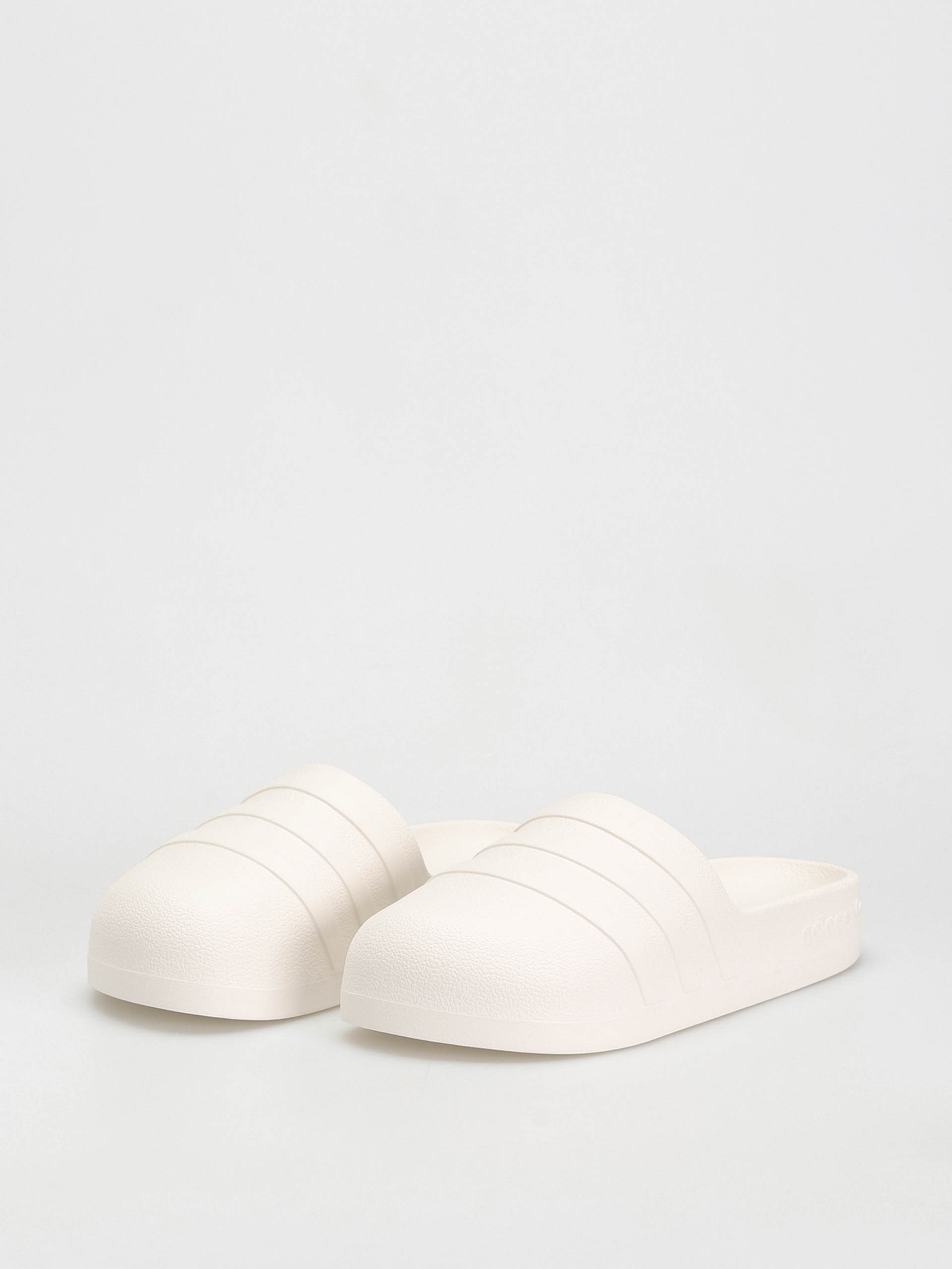 adidas Originals Adifom Adilette Flip-flops (owhite/owhite/cblack)