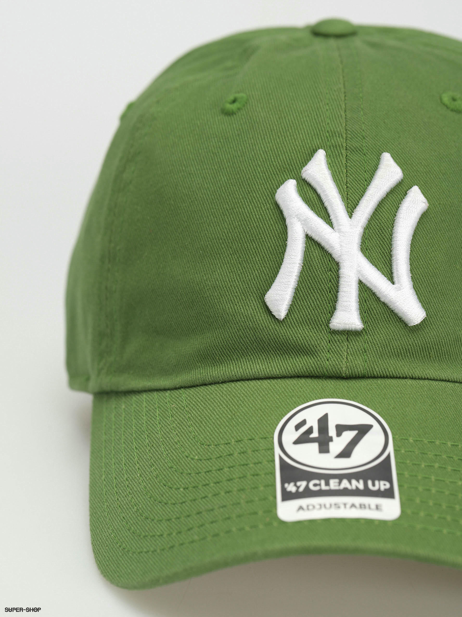 New York Yankees '47 Brand Basic Logo Clean Up Adjustable Hat - Red -  $21.99