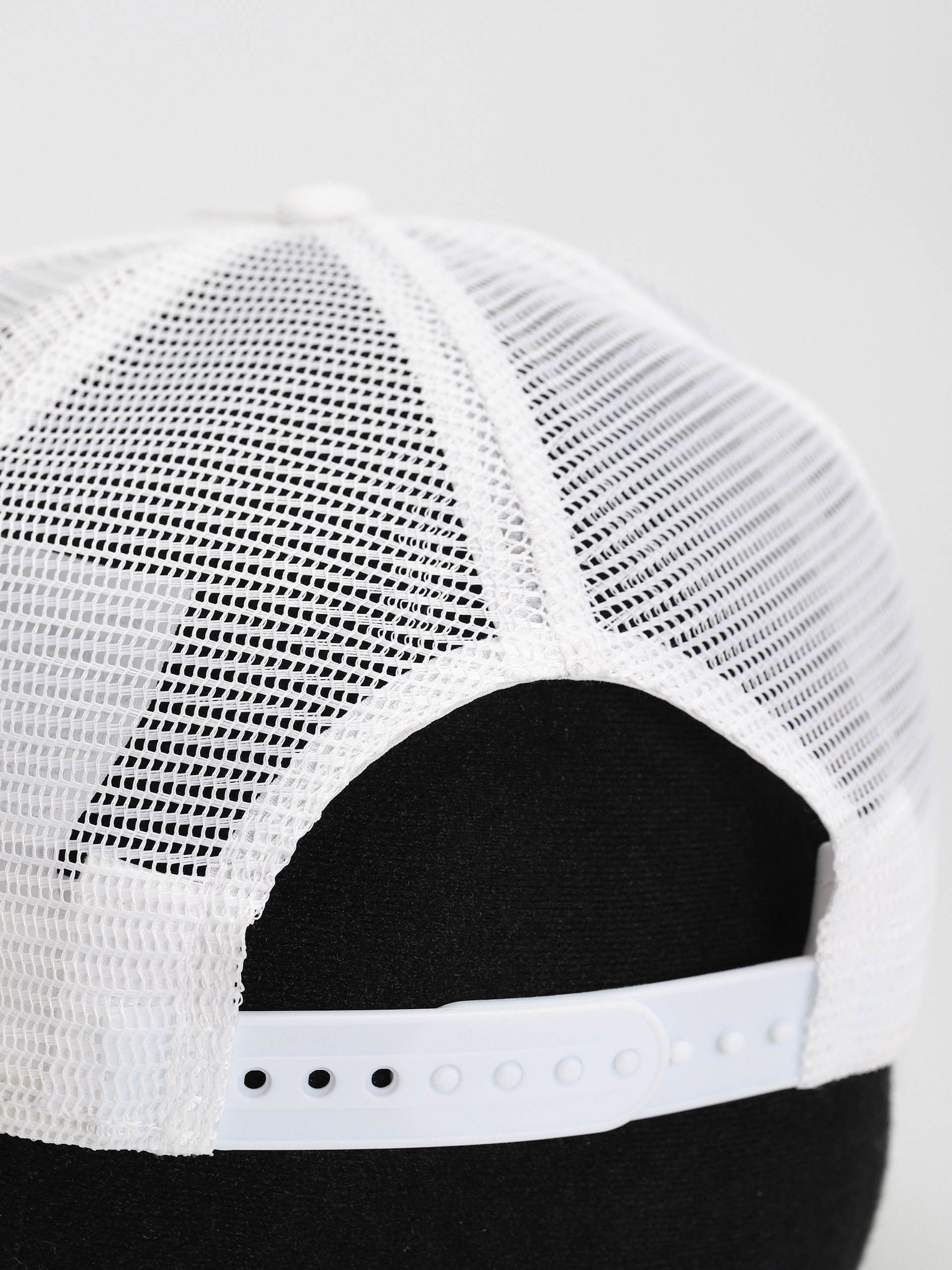 New Era Nickelodeon Trucker Spongebob Cap (white)