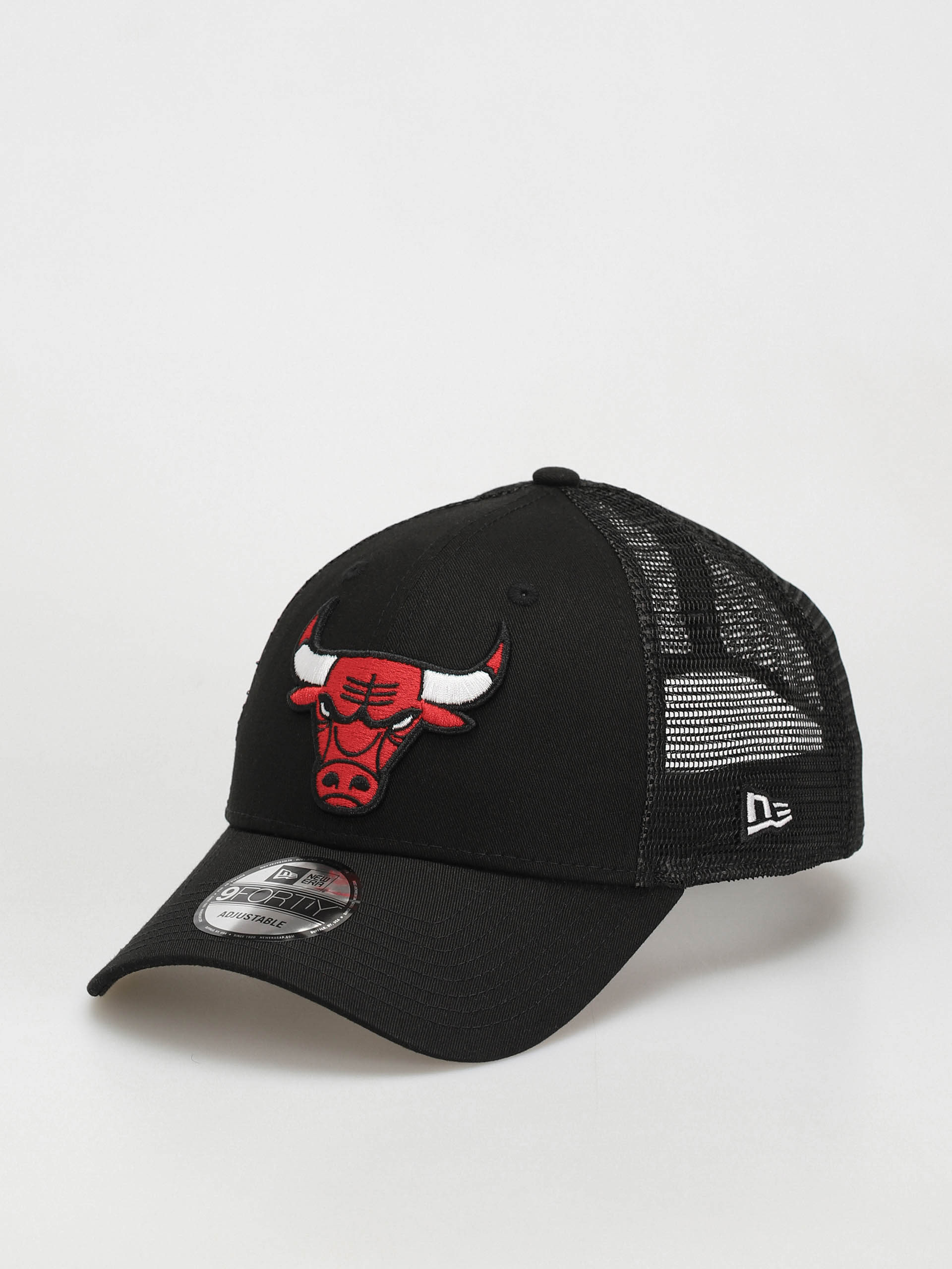 New Era Home Field 9Forty Trucker Chicago Bulls Cap (black)