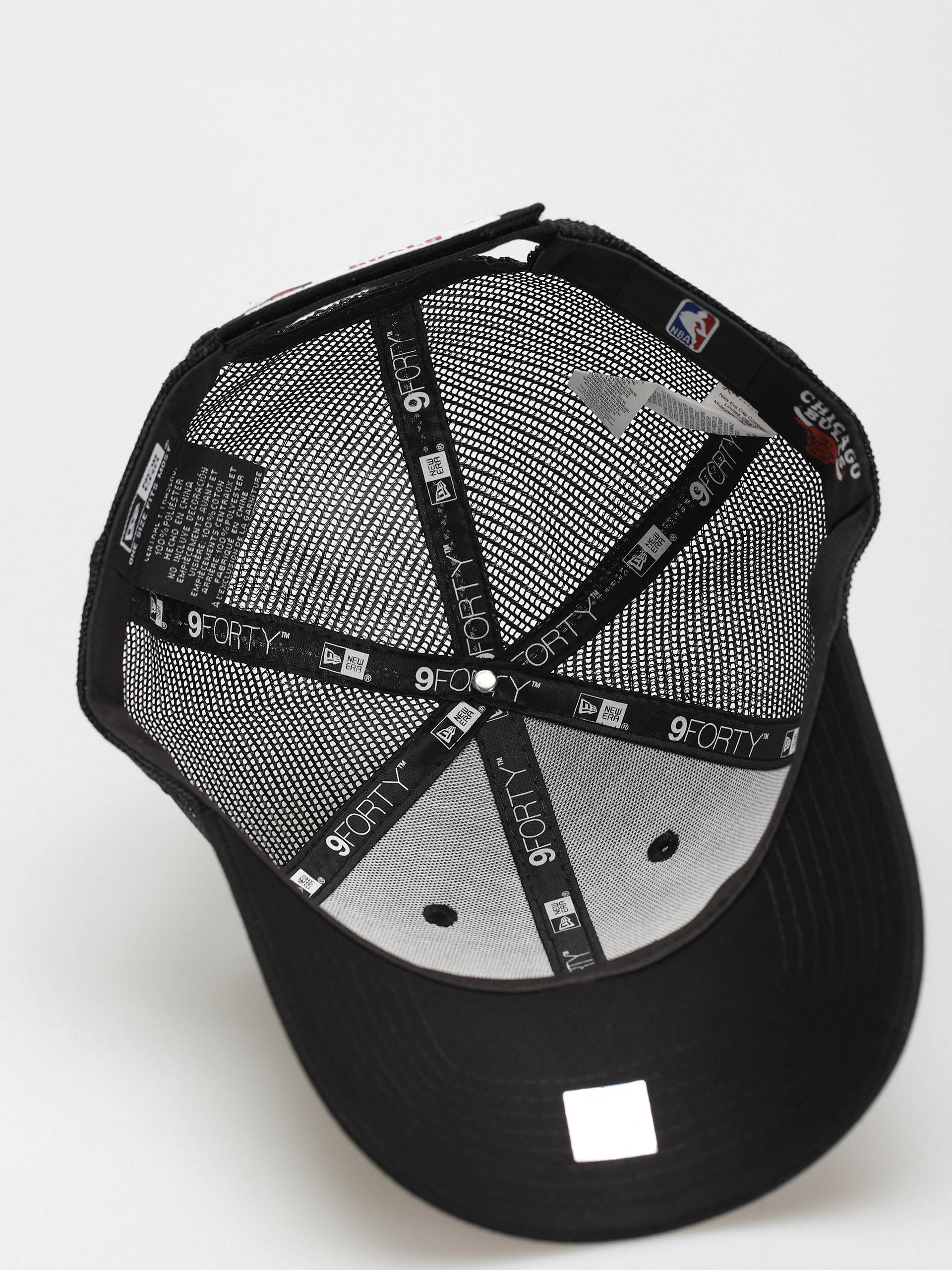New Era Home Field 9Forty Trucker Chicago Bulls Cap (black)