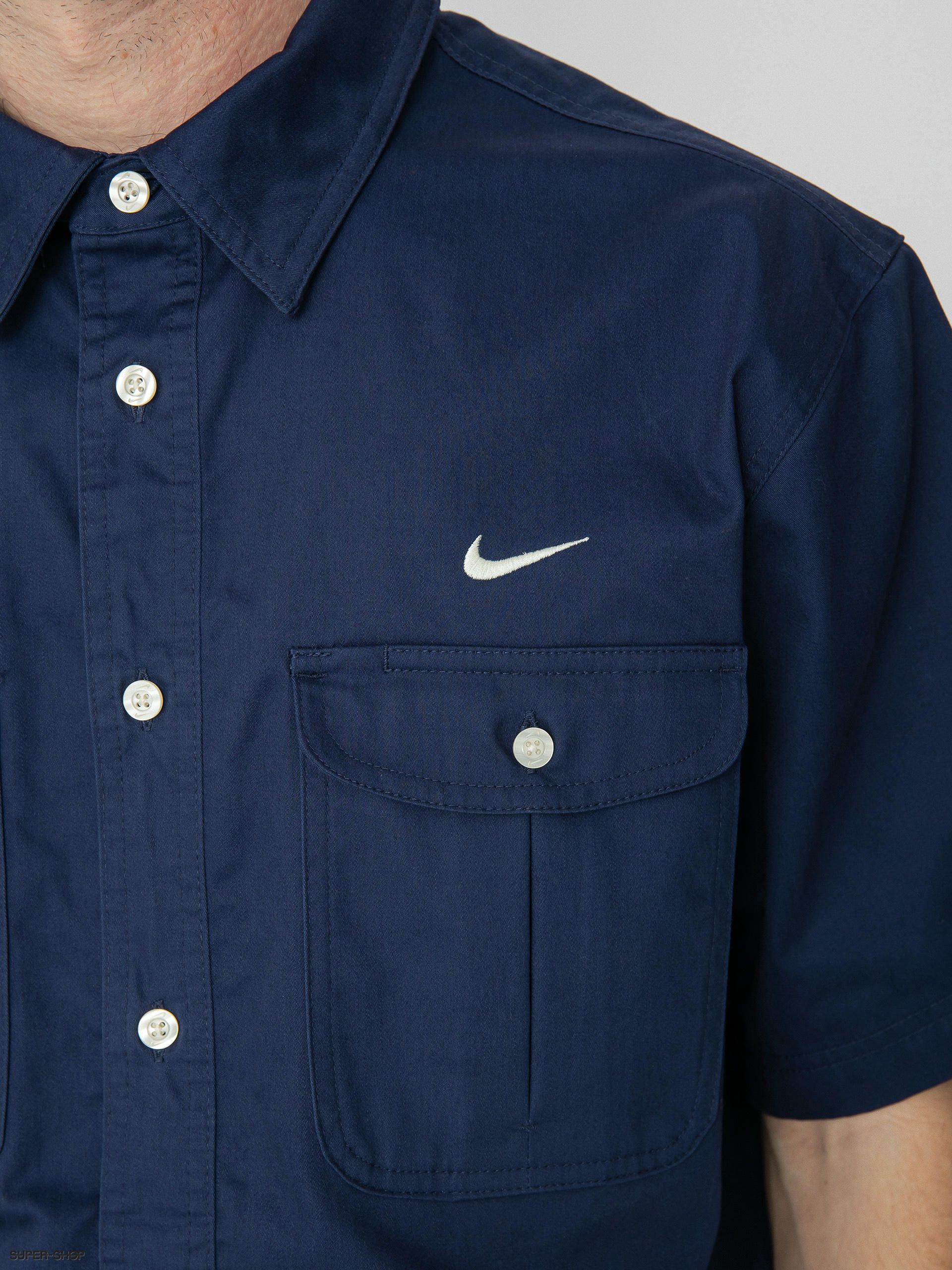 Nike SB Midnight Navy/Coconut Milk Short-Sleeve Woven Skate Button Up in  2023