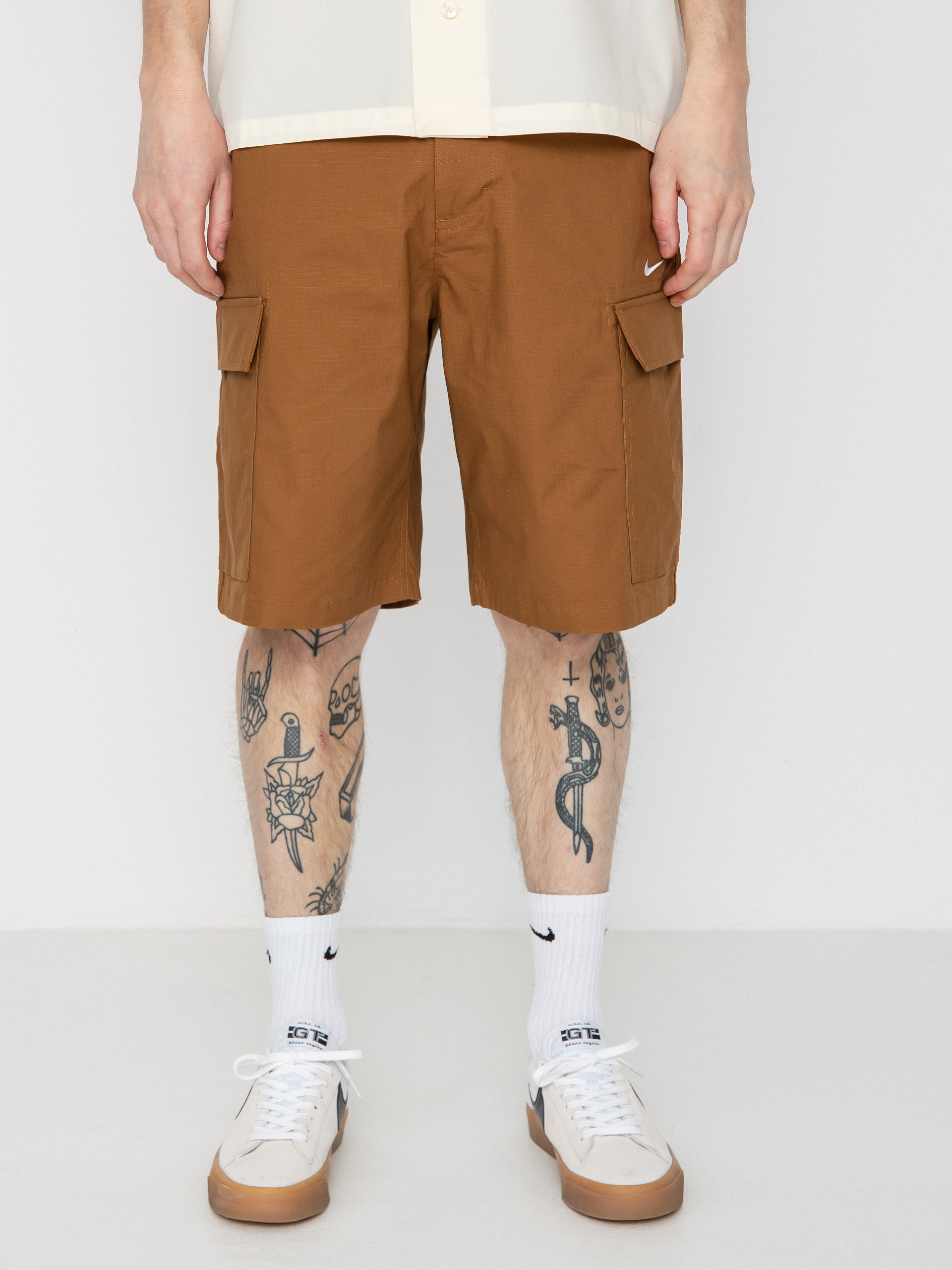 Nike SB Kearny Cargo Shorts (ale brown/white)