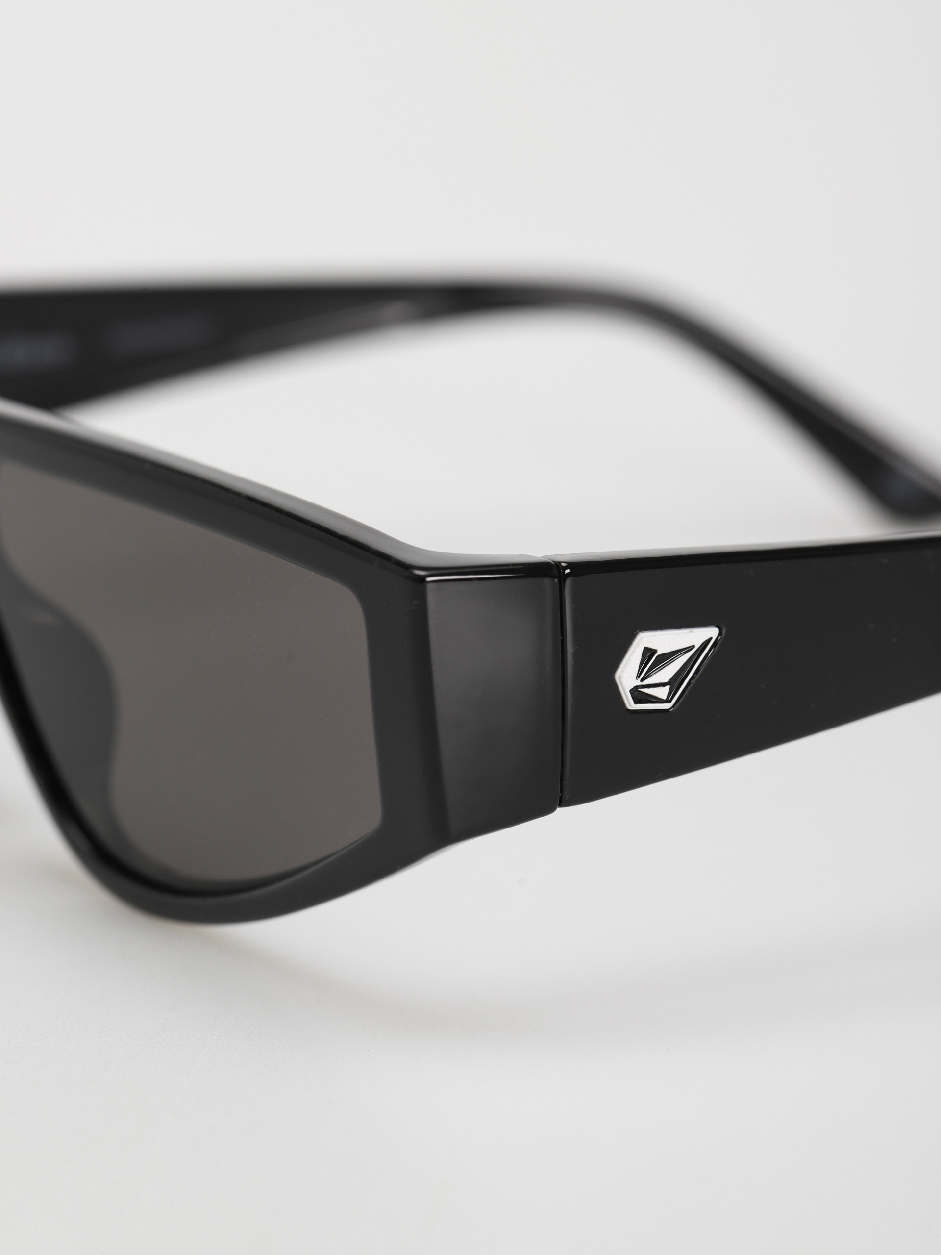Volcom Vinyl Glaze Sunglasses (gloss black/gray)