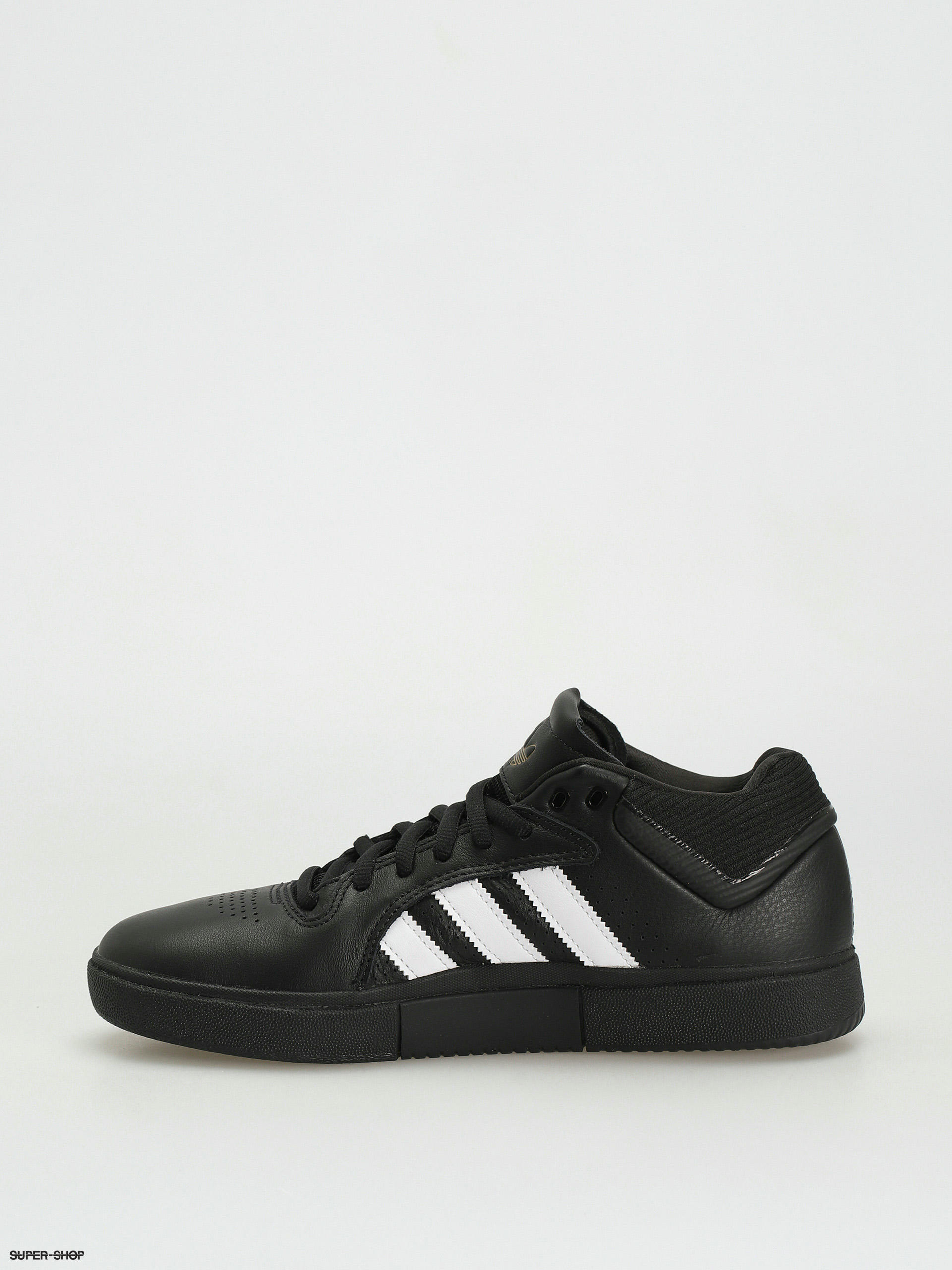 adidas Tyshawn Shoes (cblack/ftwwht/goldmt)