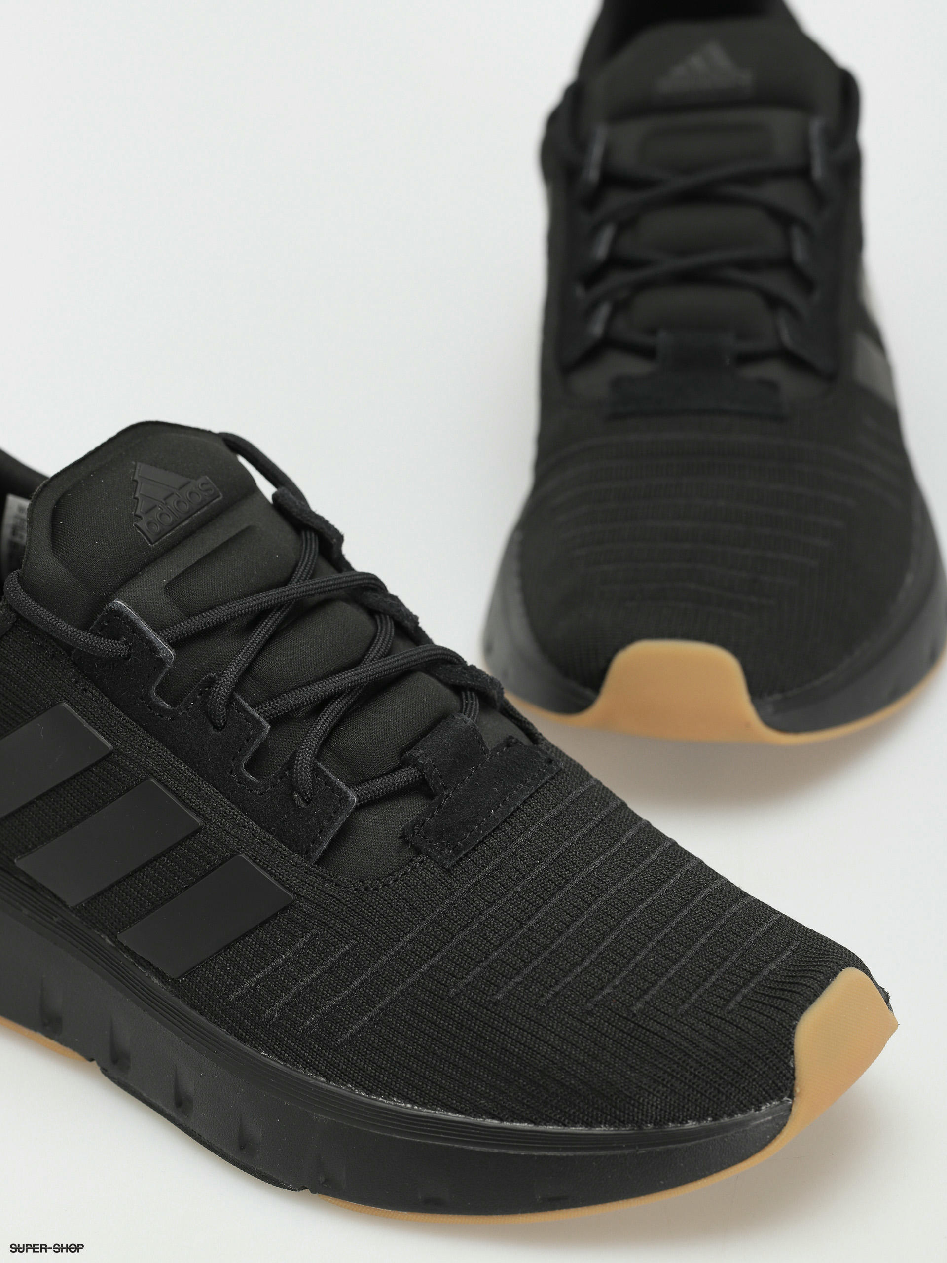 Men's adidas swift run clearance black