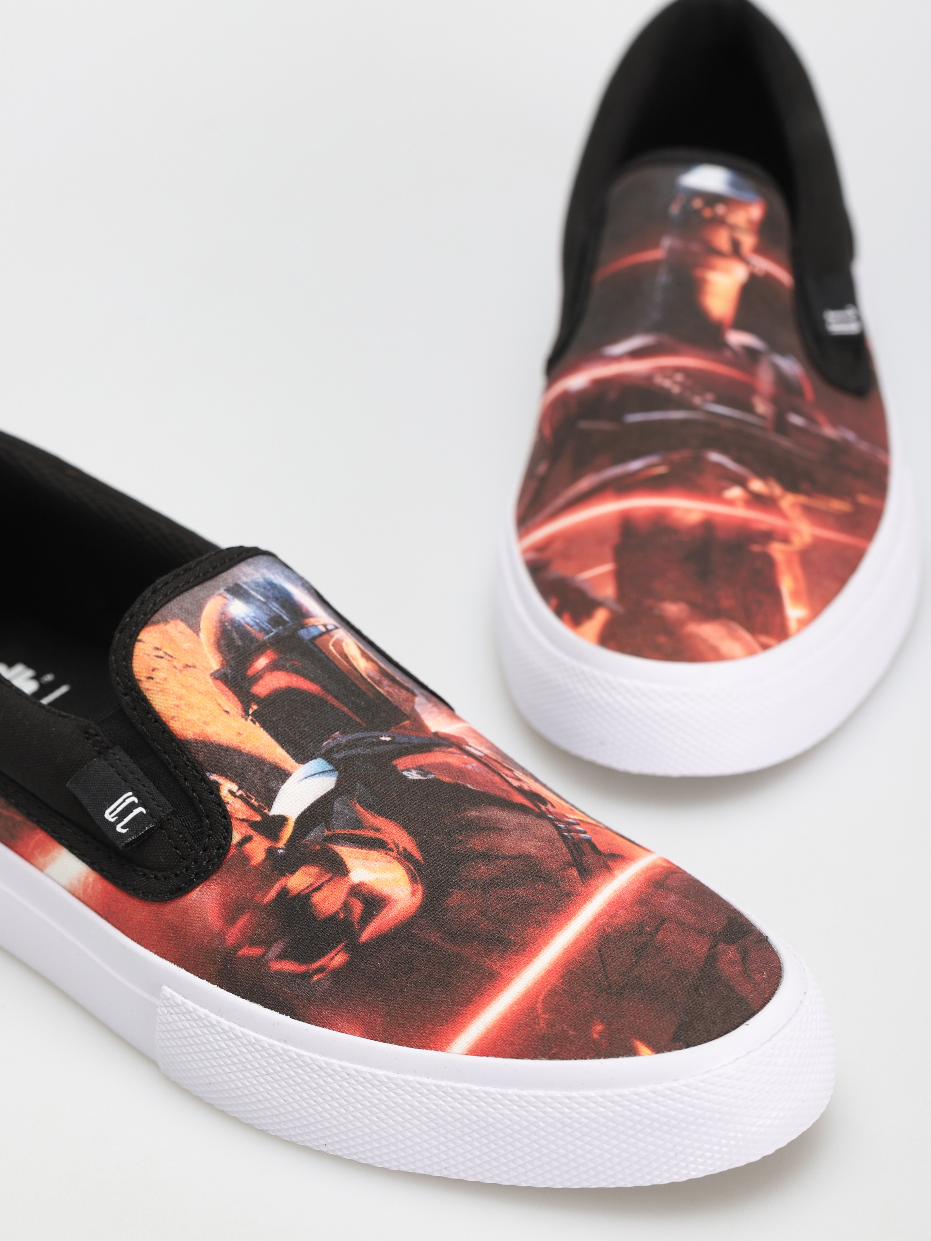 DC X Star Wars Manual Slip Shoes (black/red)