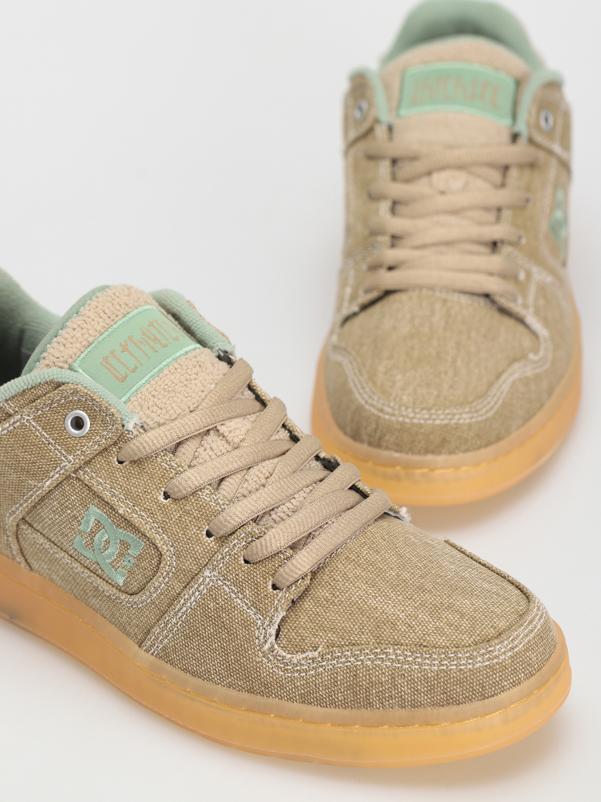 DC X Star Wars Manteca 4 Shoes (brown/tan)