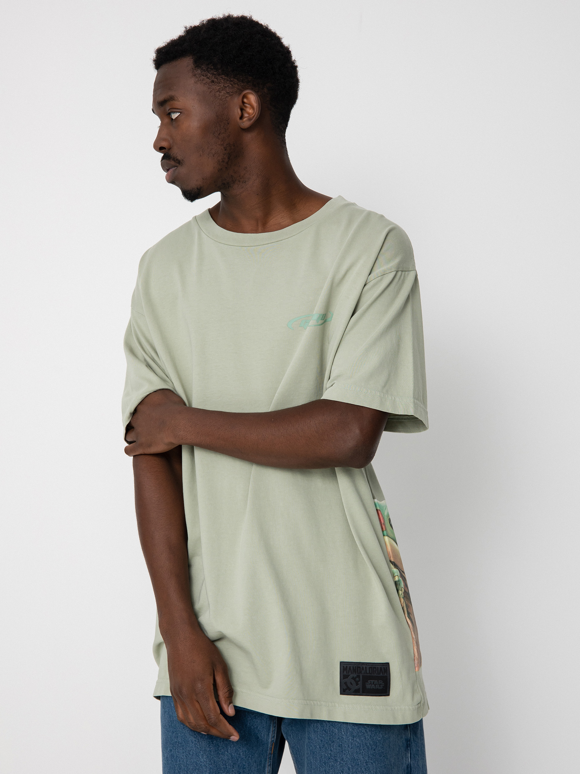 DC X Star Wars Grogu T-shirt (silt grn enzyme wash)