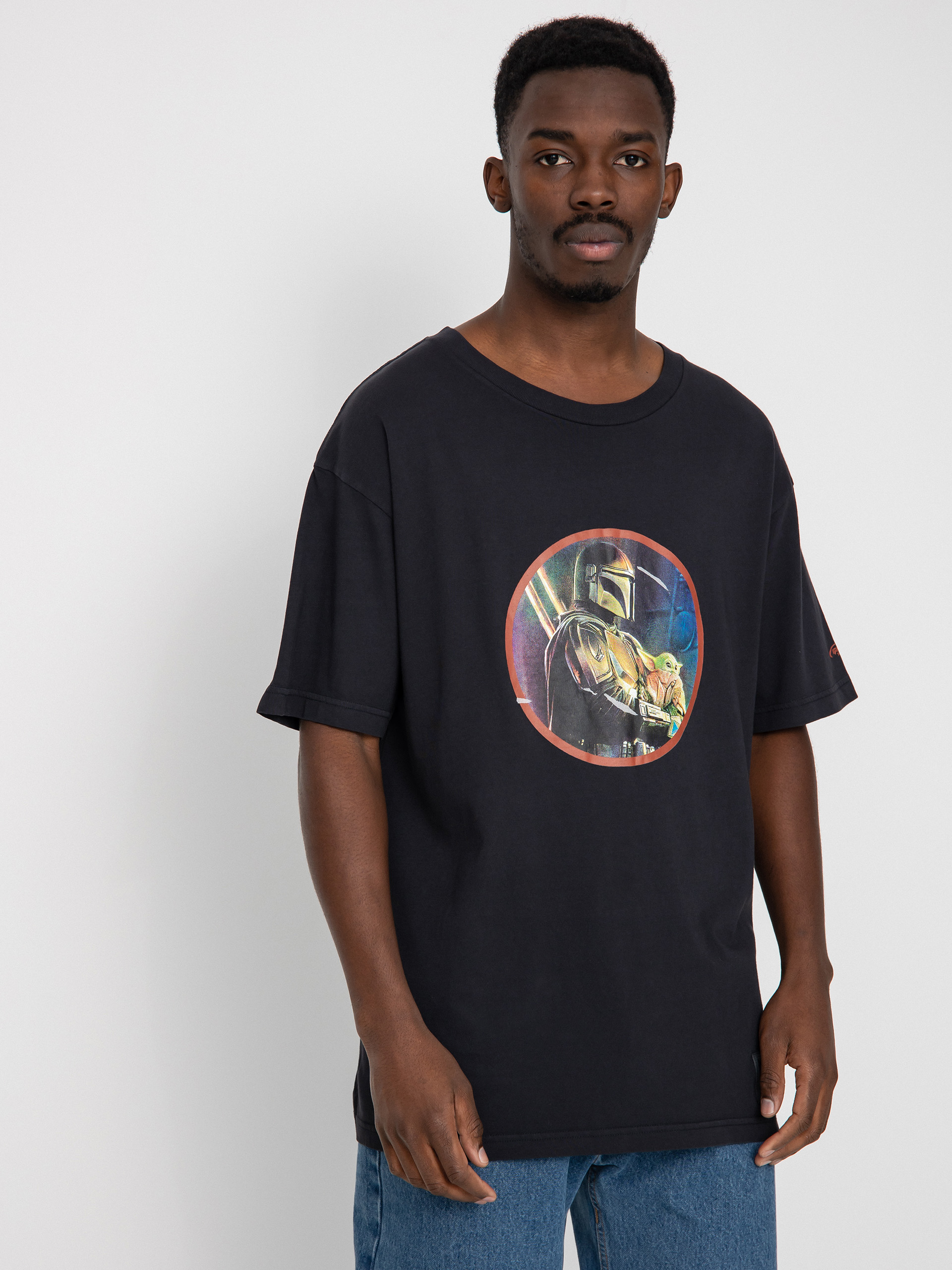 DC X Star Wars Mando Child T-shirt (black pigment dye)