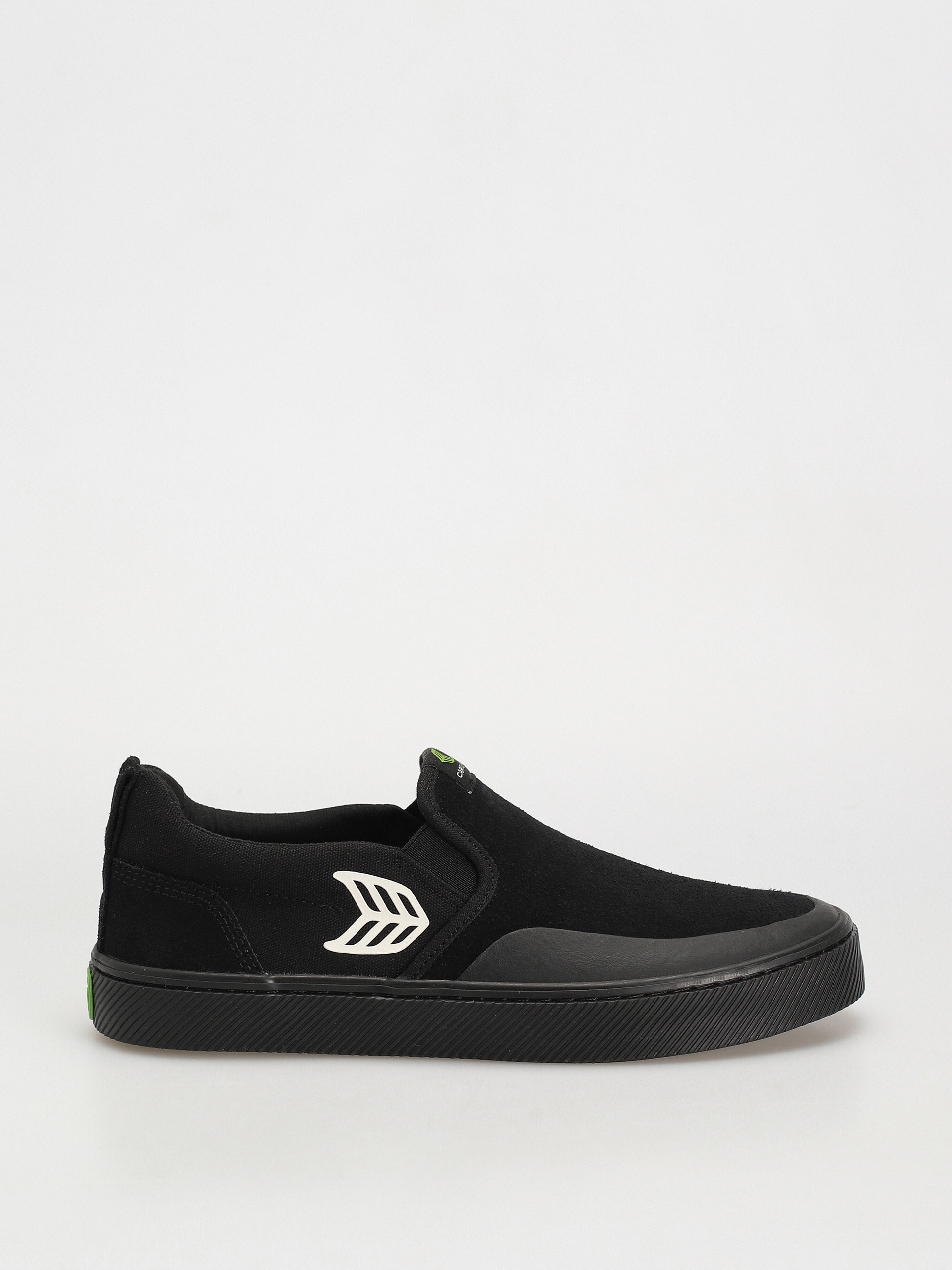 Cariuma Slip On Schuhe (all black)