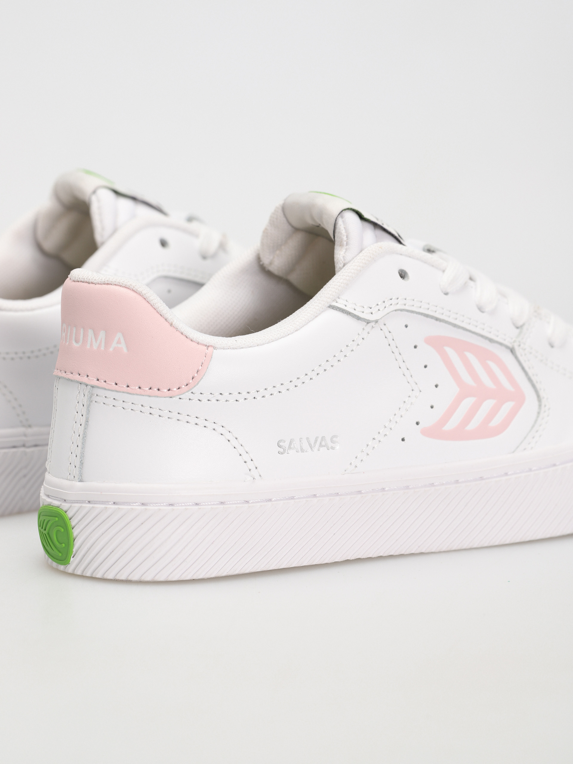 Cariuma Salvas Shoes (white rose)