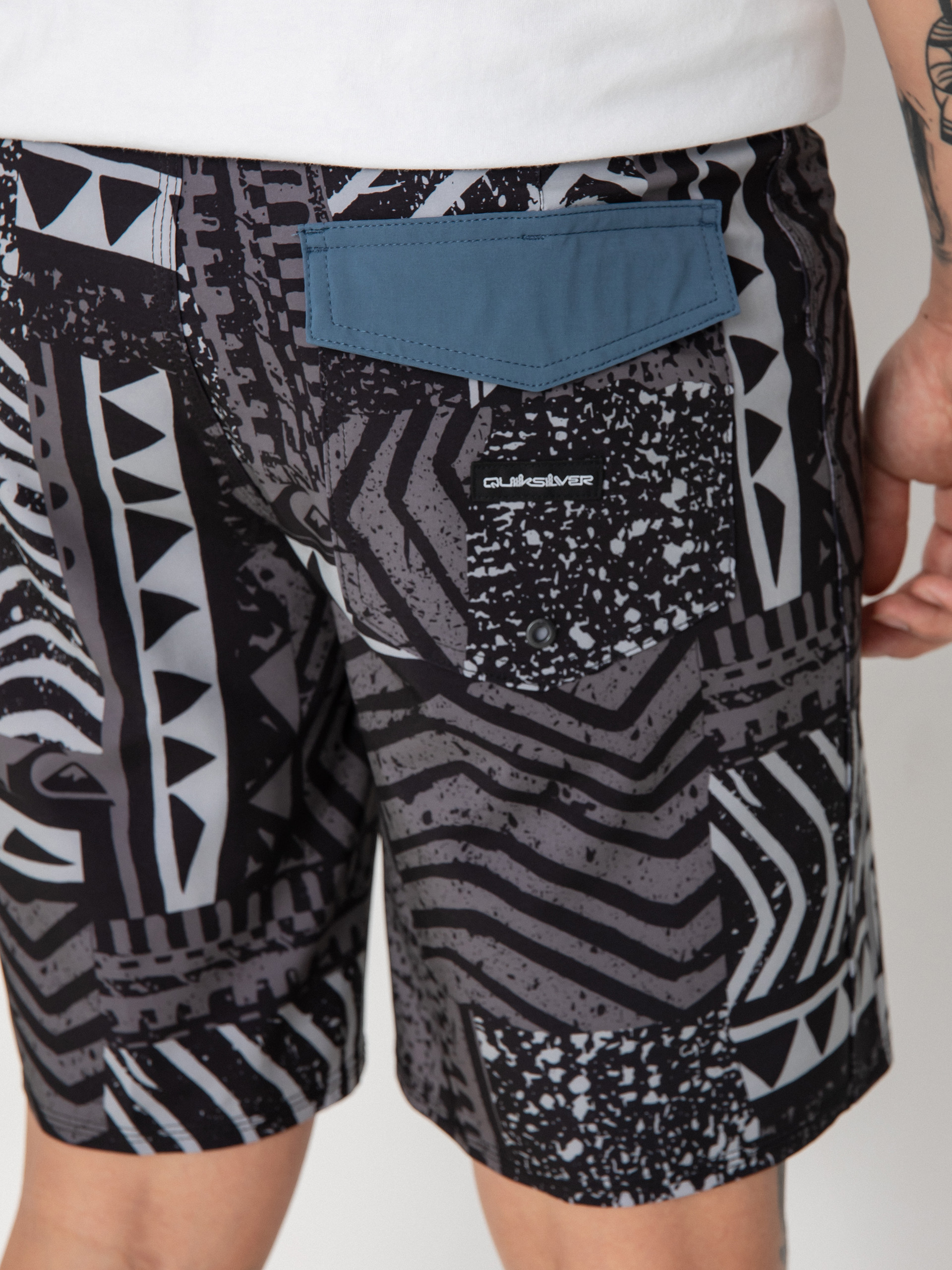 Quiksilver Surf Silk Boardshorts (beringsea)