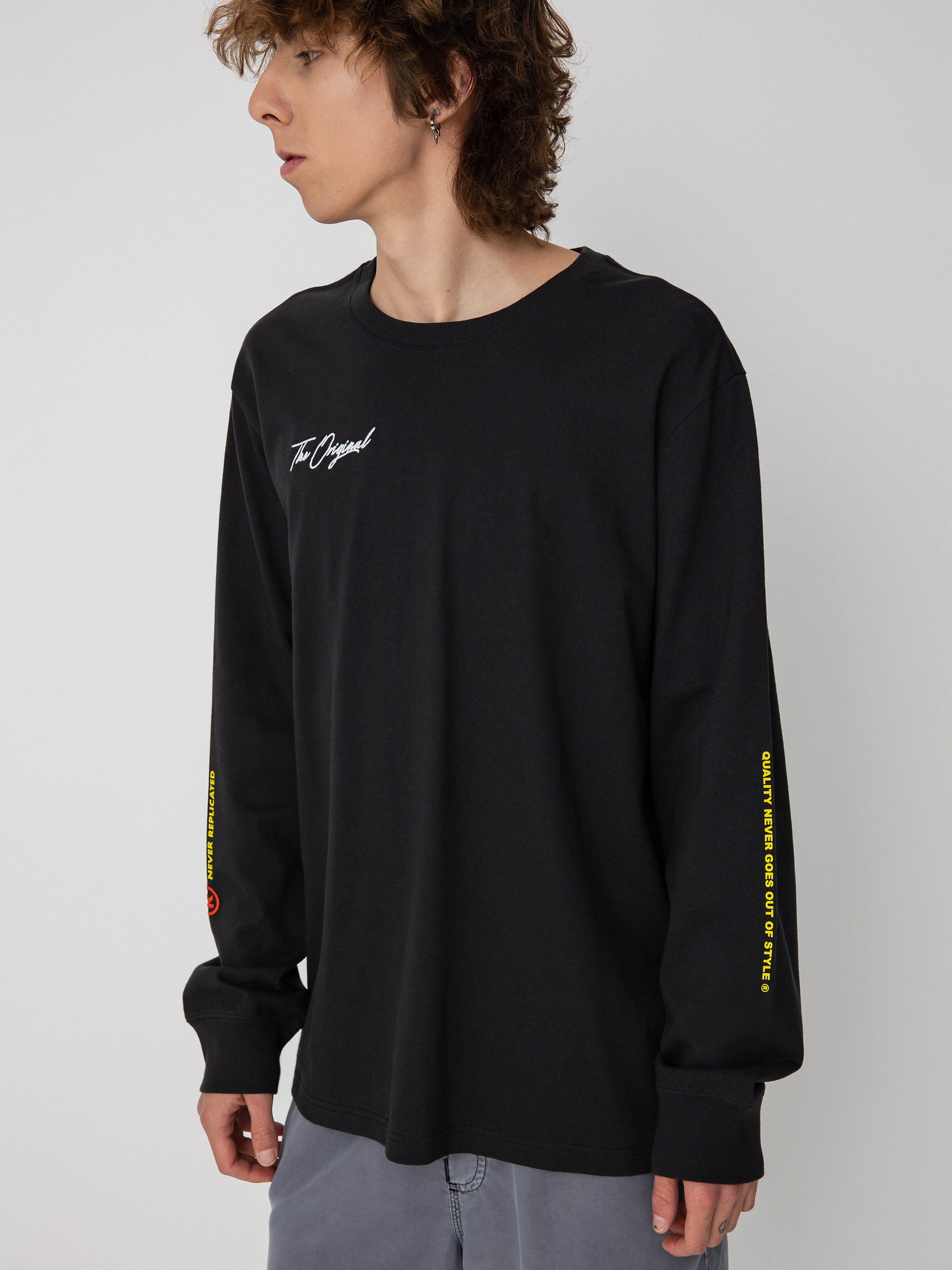 Levi's® Relaxed Graphic Poster Logo Longsleeve (black)