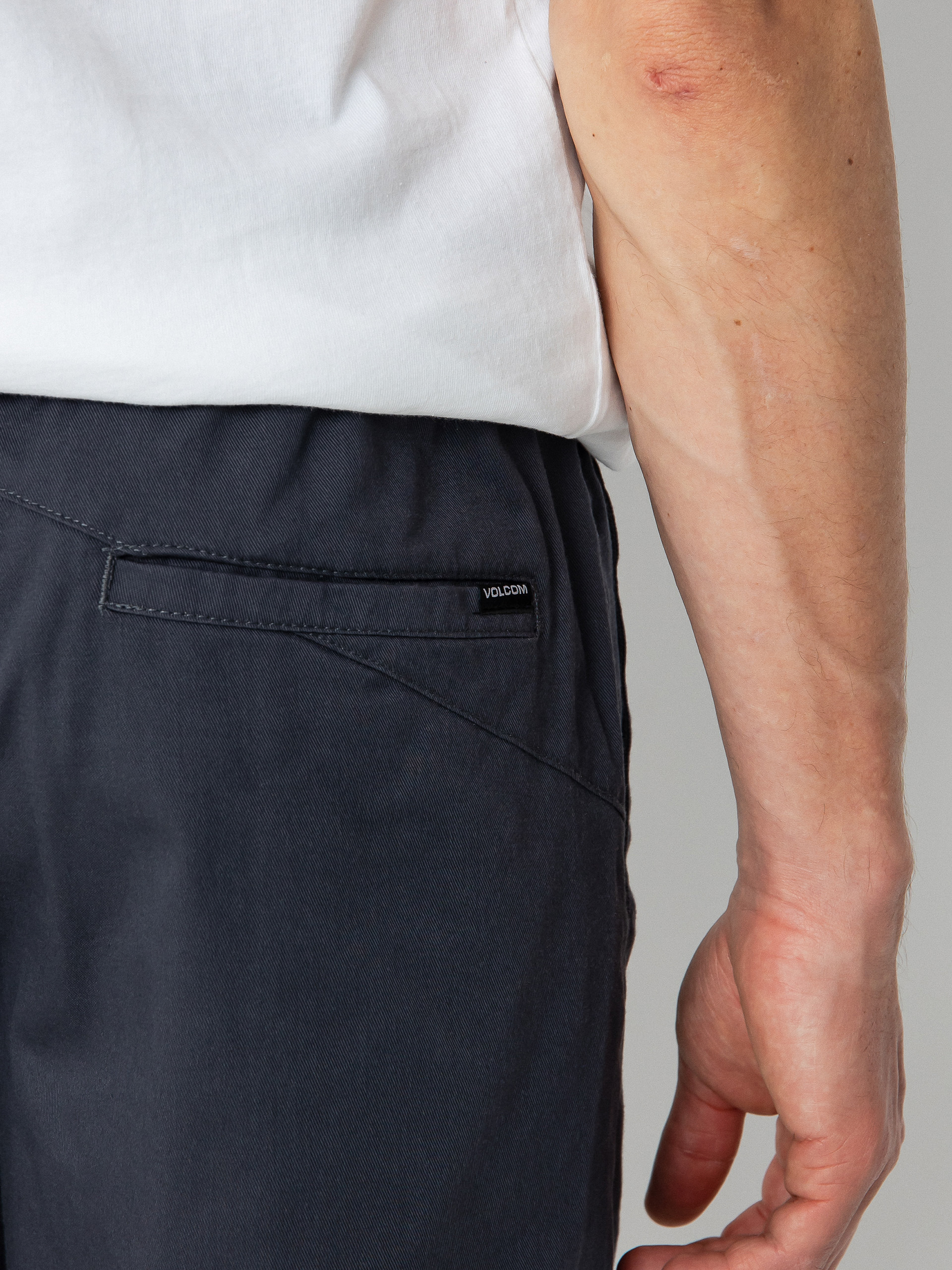 Volcom Frickin Ew 19 Shorts (charcoal)