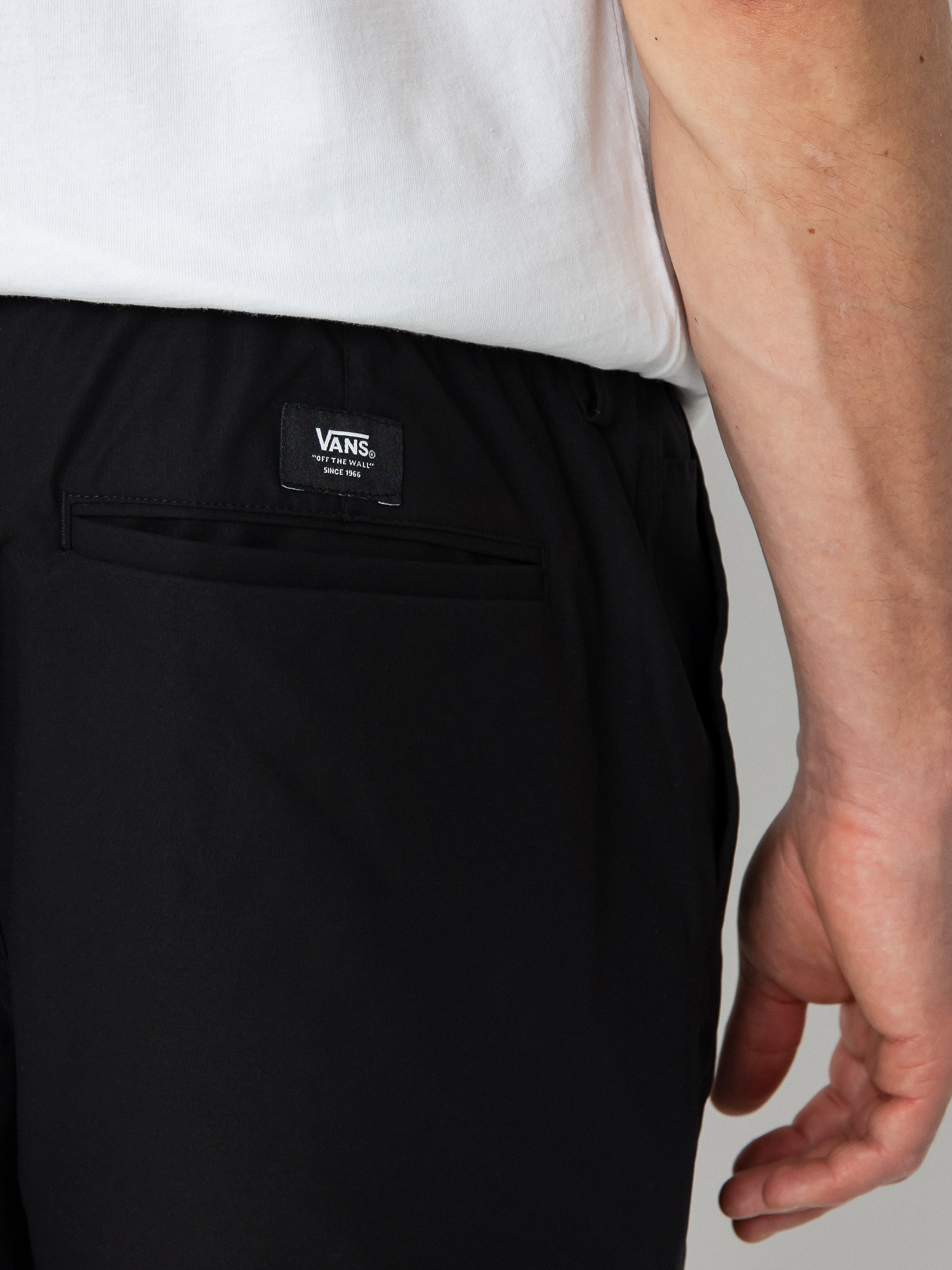 Vans Range Relaxed Sport Shorts (black)