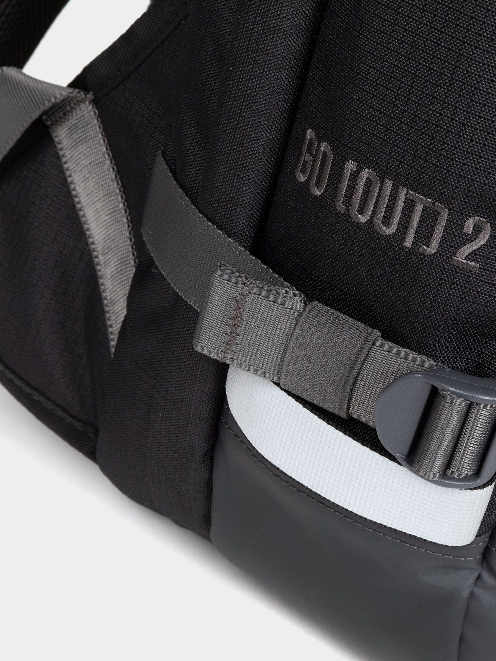 Eastpak Out Safepack Rucksack (out black)