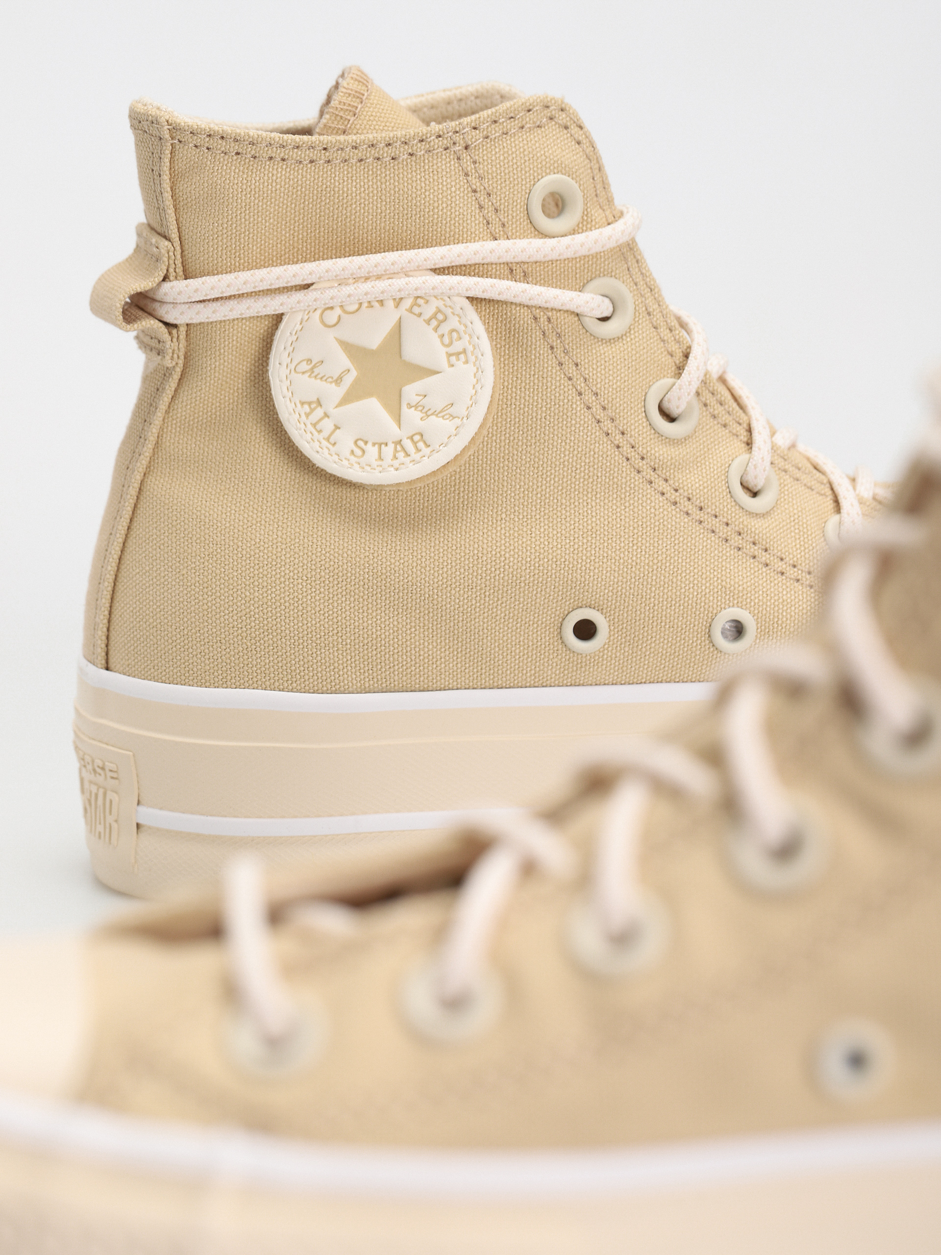 Converse Chuck Taylor All Star Lift Hi Chucks Wmn (oat milk)
