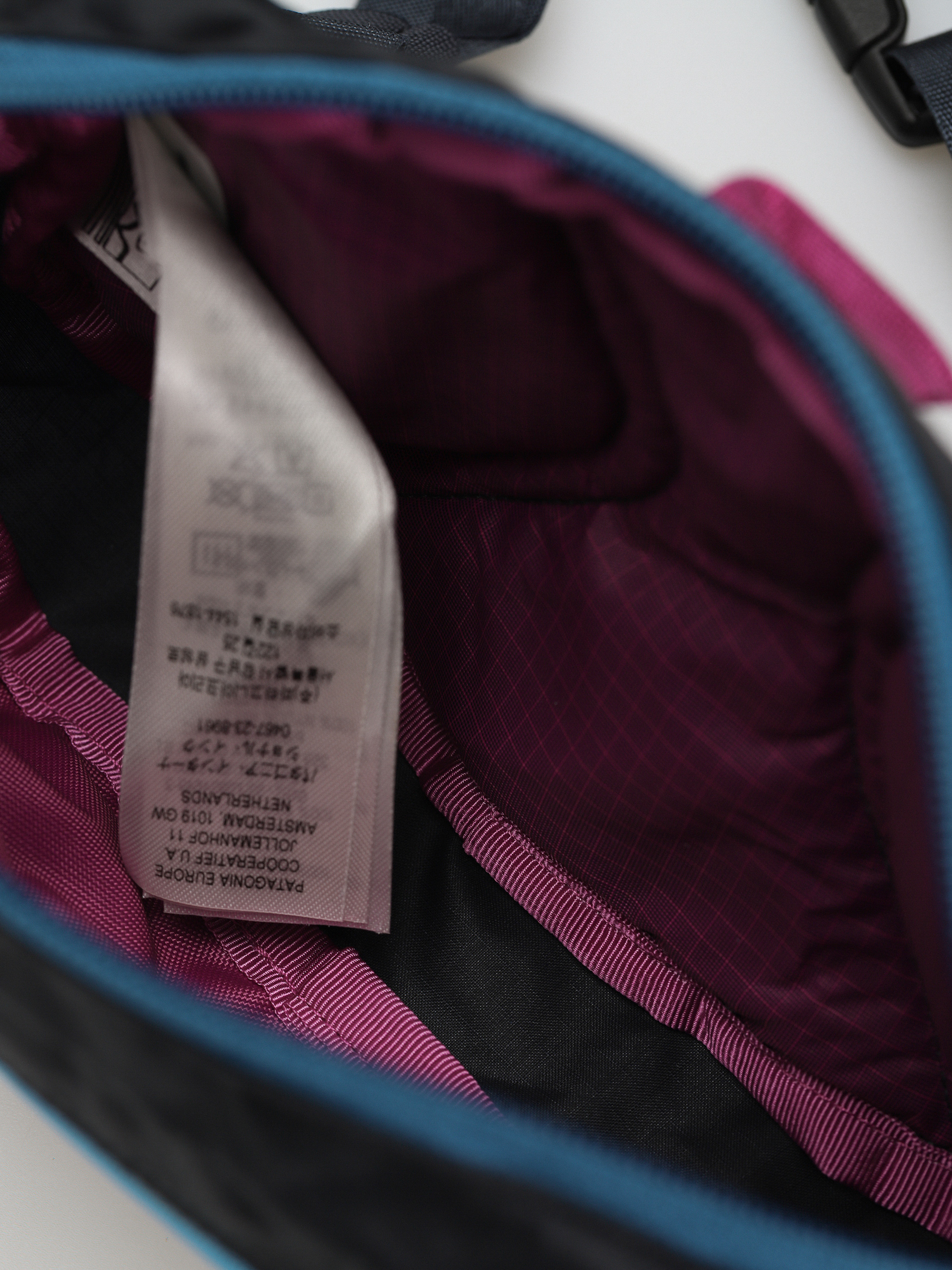 Patagonia Ultralight Black Hole Mini Hip Pack Bum bag (pitch blue)