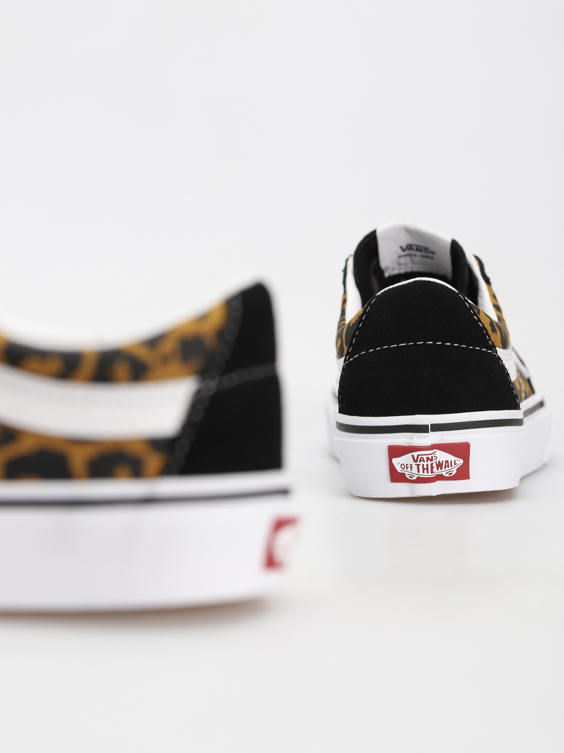 Vans Sk8 Low Shoes (leopard black/true white)
