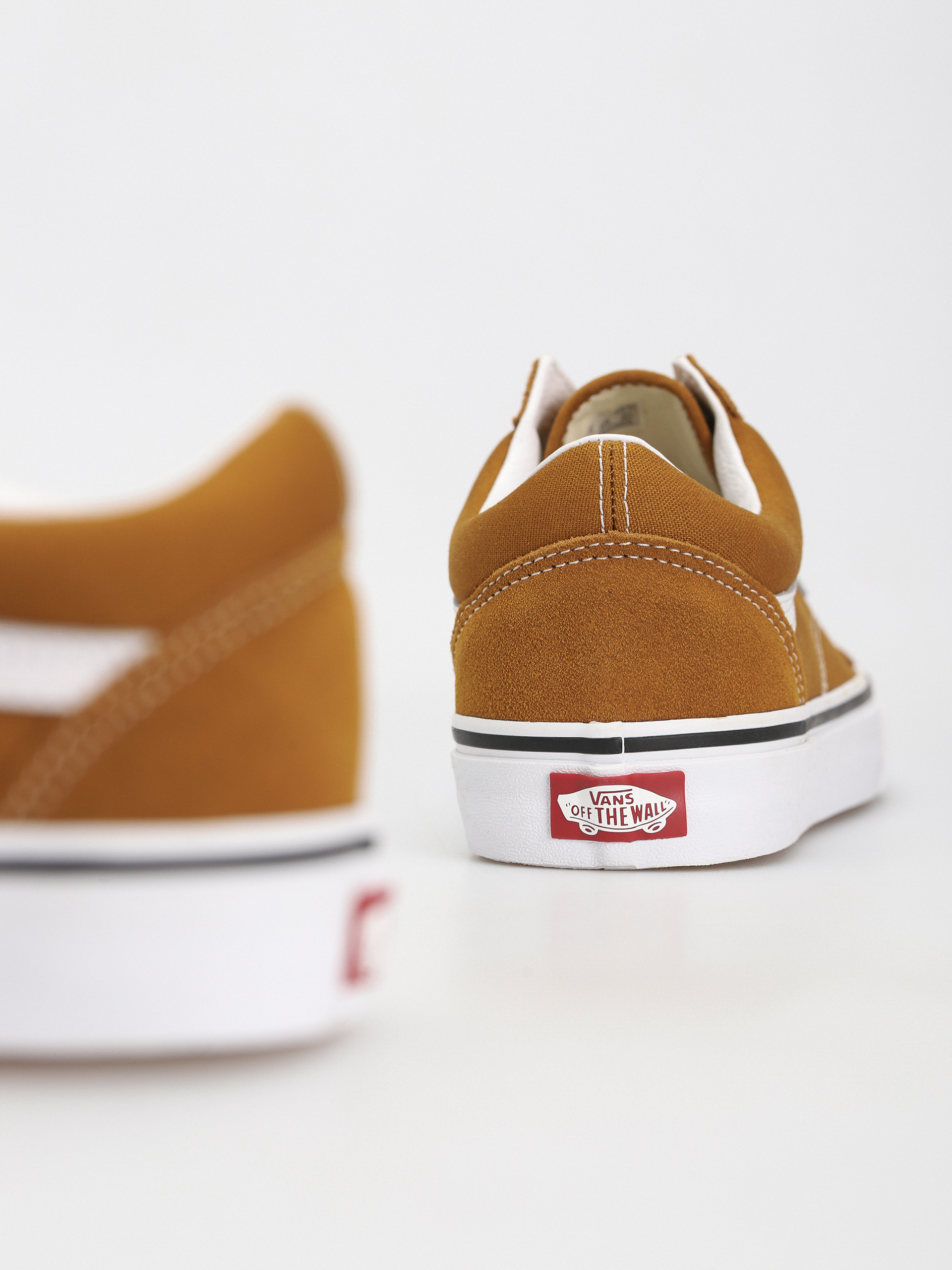 Vans Old Skool Shoes (color theory golden brown)