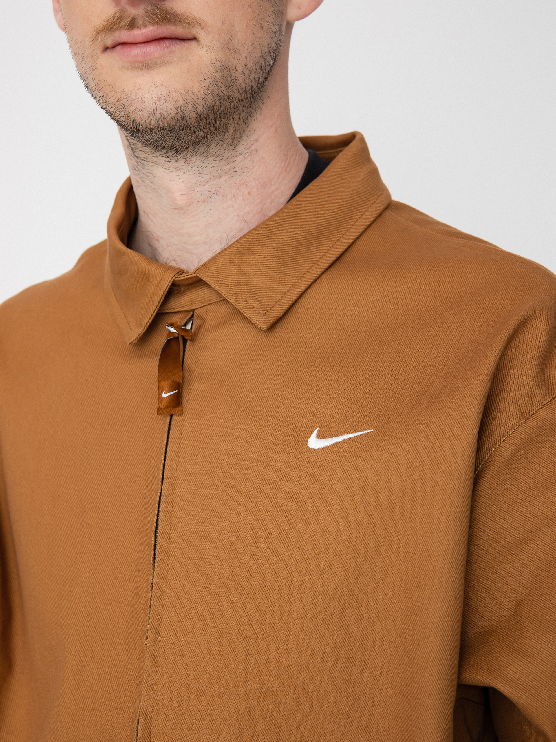 Nike SB Wvn Twill Premium Jacket (ale brown)