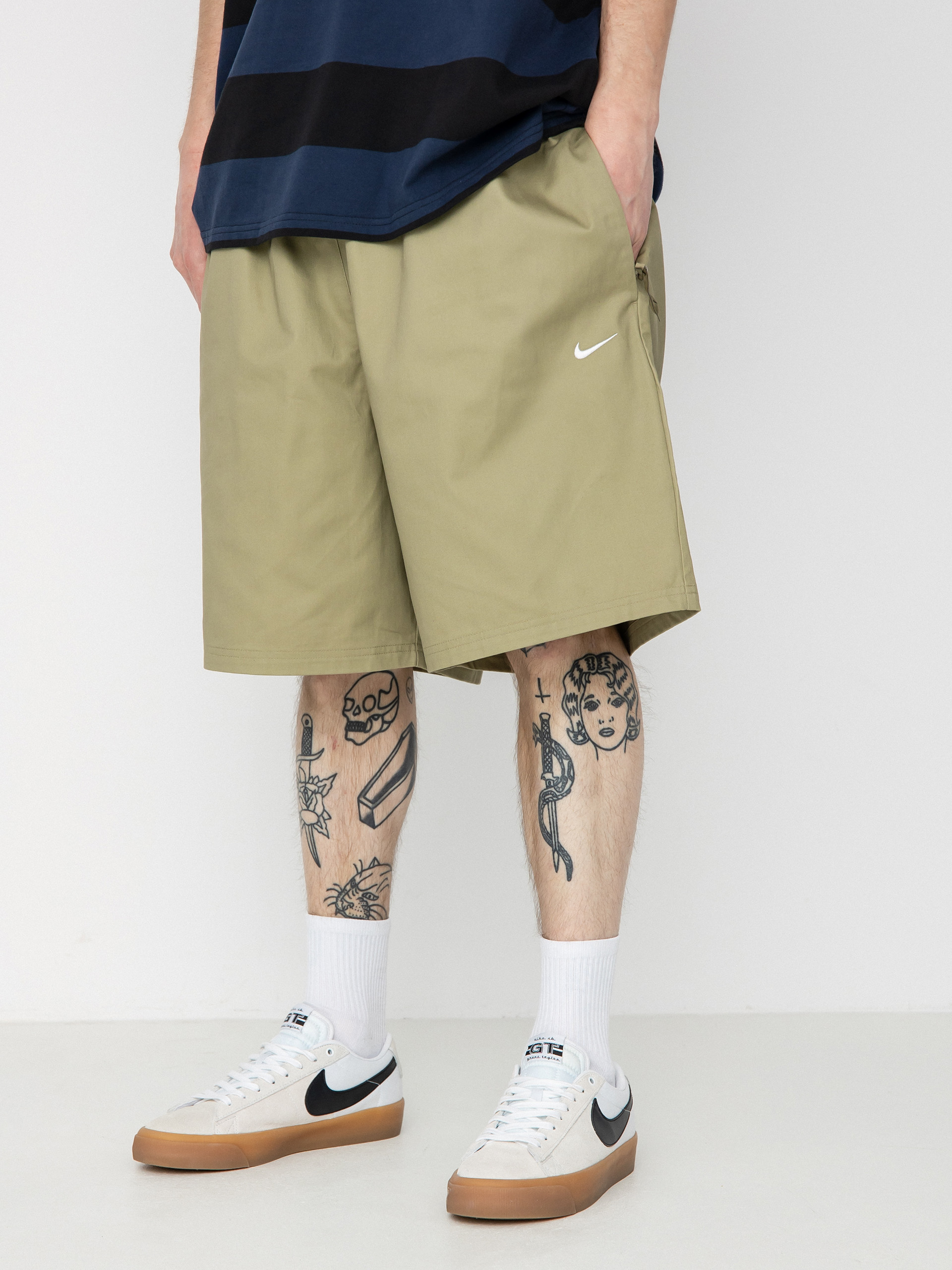 Nike SB Skyring Shorts (neutral olive/white)