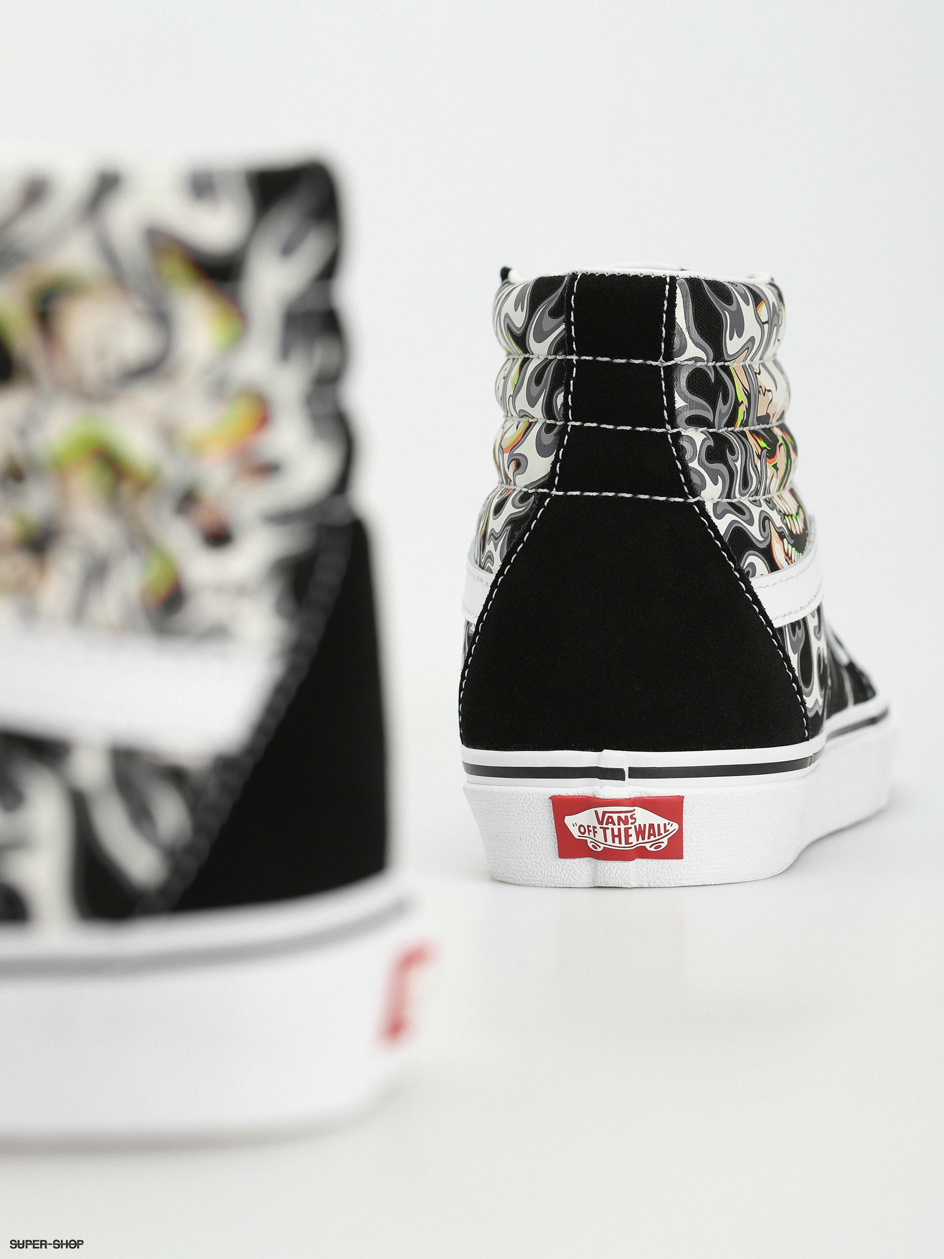 Vans sk8 hi deals forgotten bones