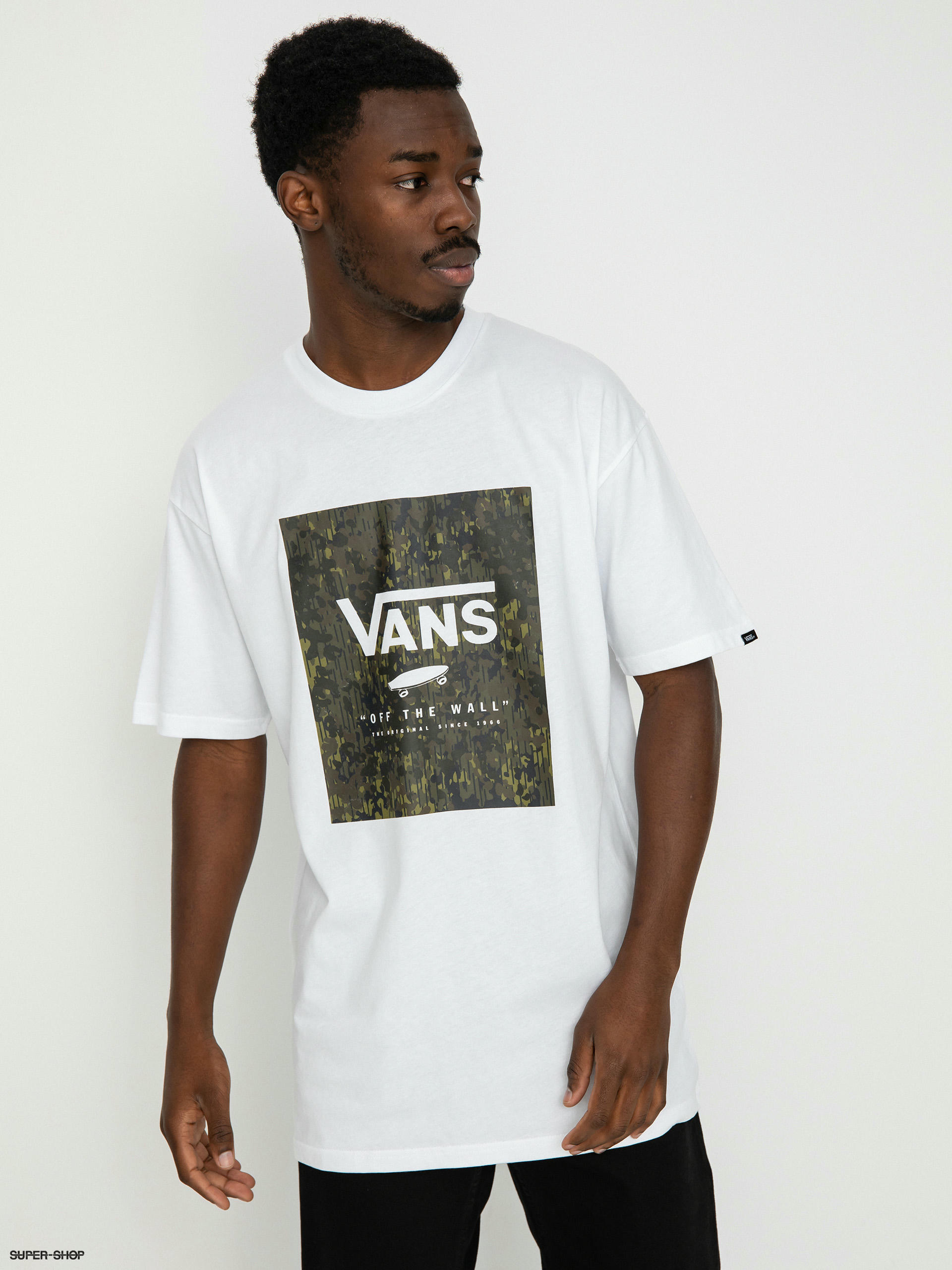 White t 2024 shirt vans