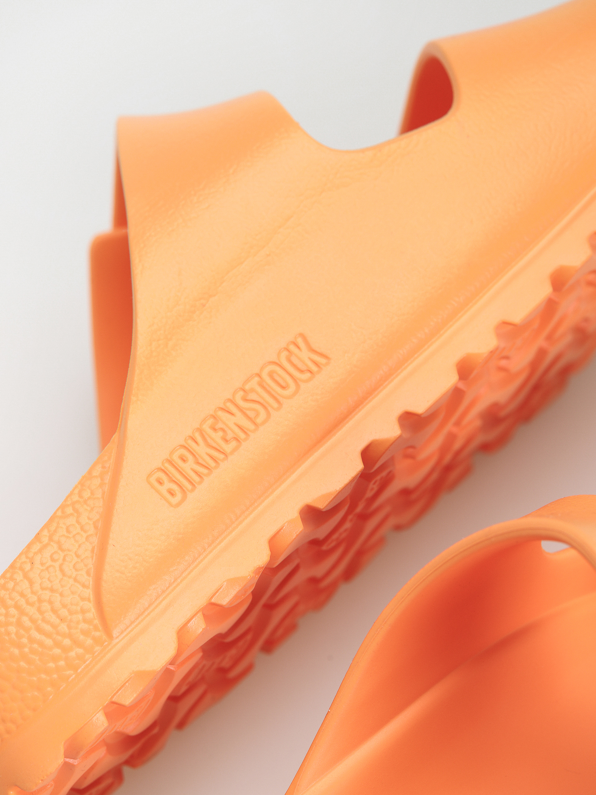 Birkenstock Arizona Essentials EVA Narrow Flip-flops Wmn (papaya)