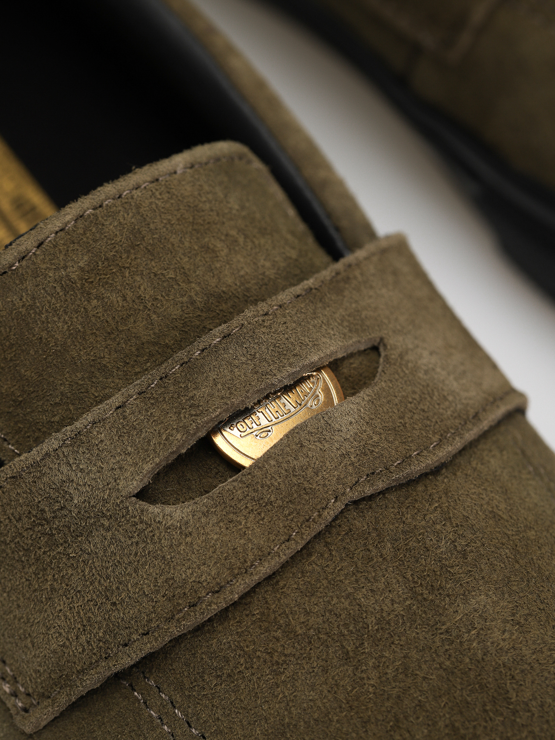 Vans Zahba Skate Style 53 X Beatrice Domond Shoes (dark olive)