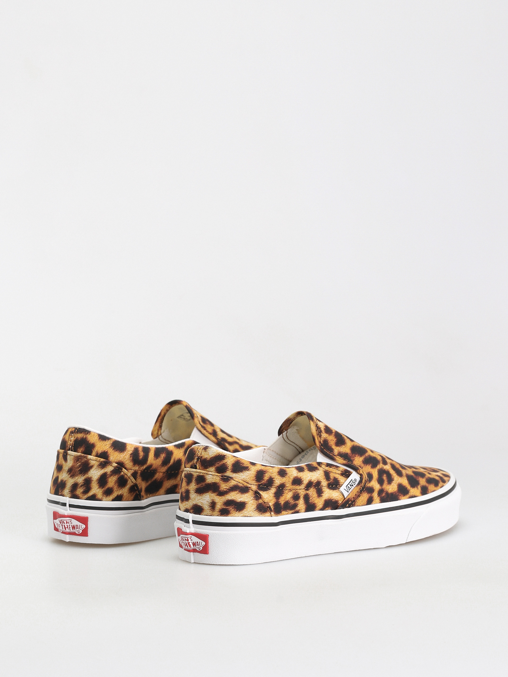 Vans leopard 2025 fur slip on